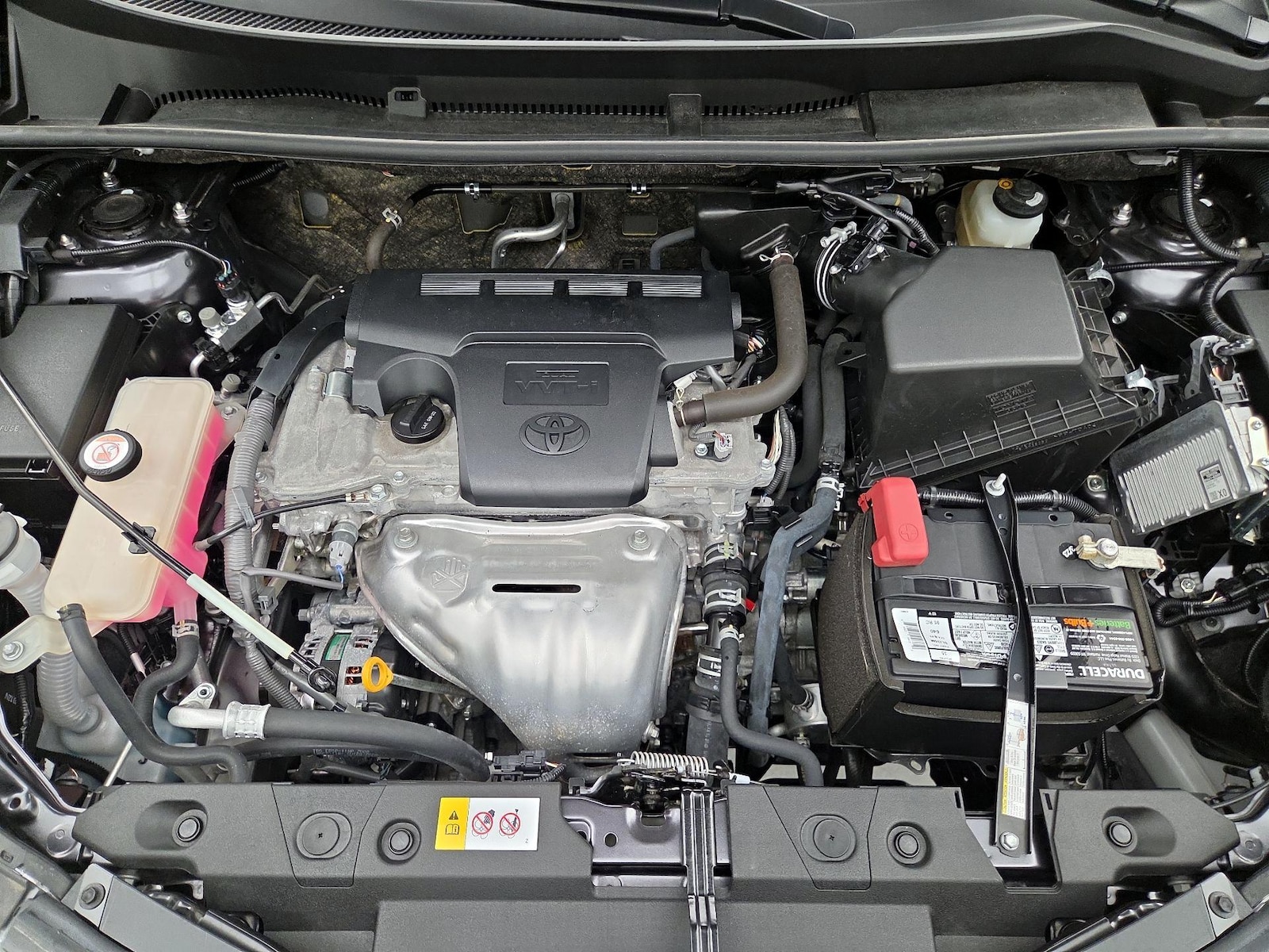 2018 Toyota RAV4 XLE - Photo 23