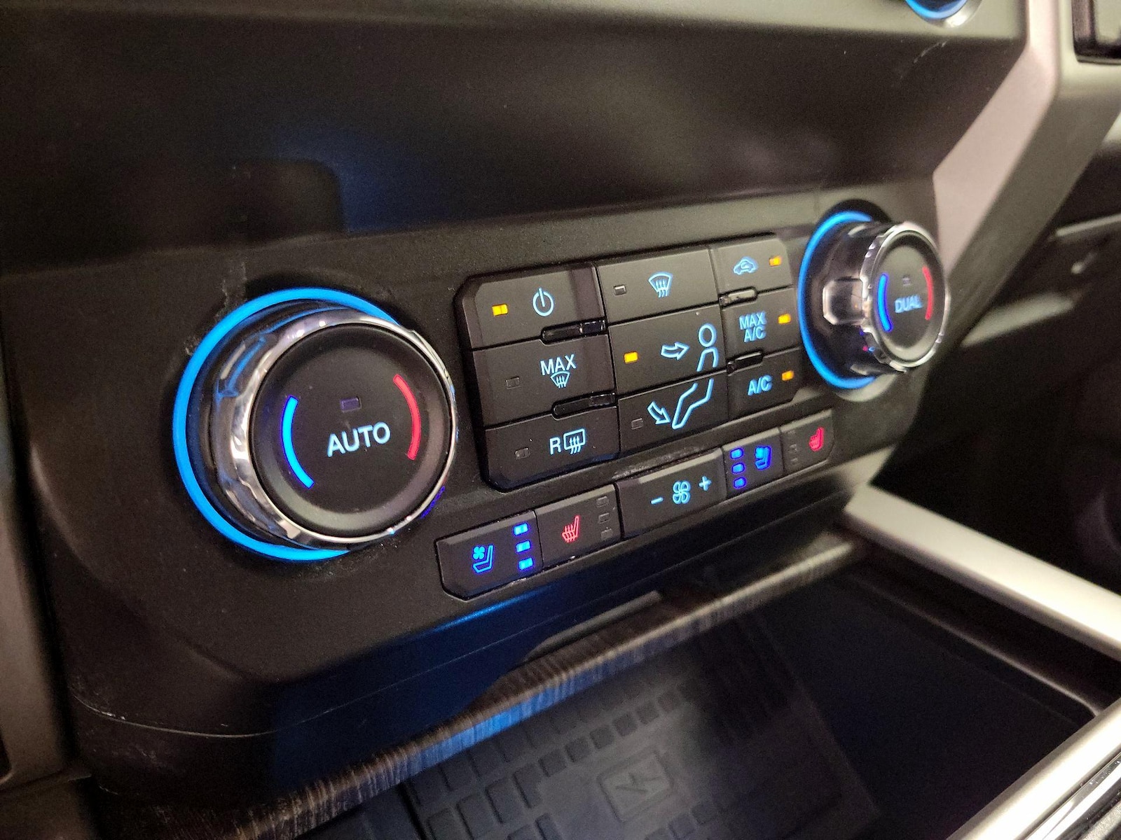 2020 Ford F-250 Super Duty Lariat - Photo 18