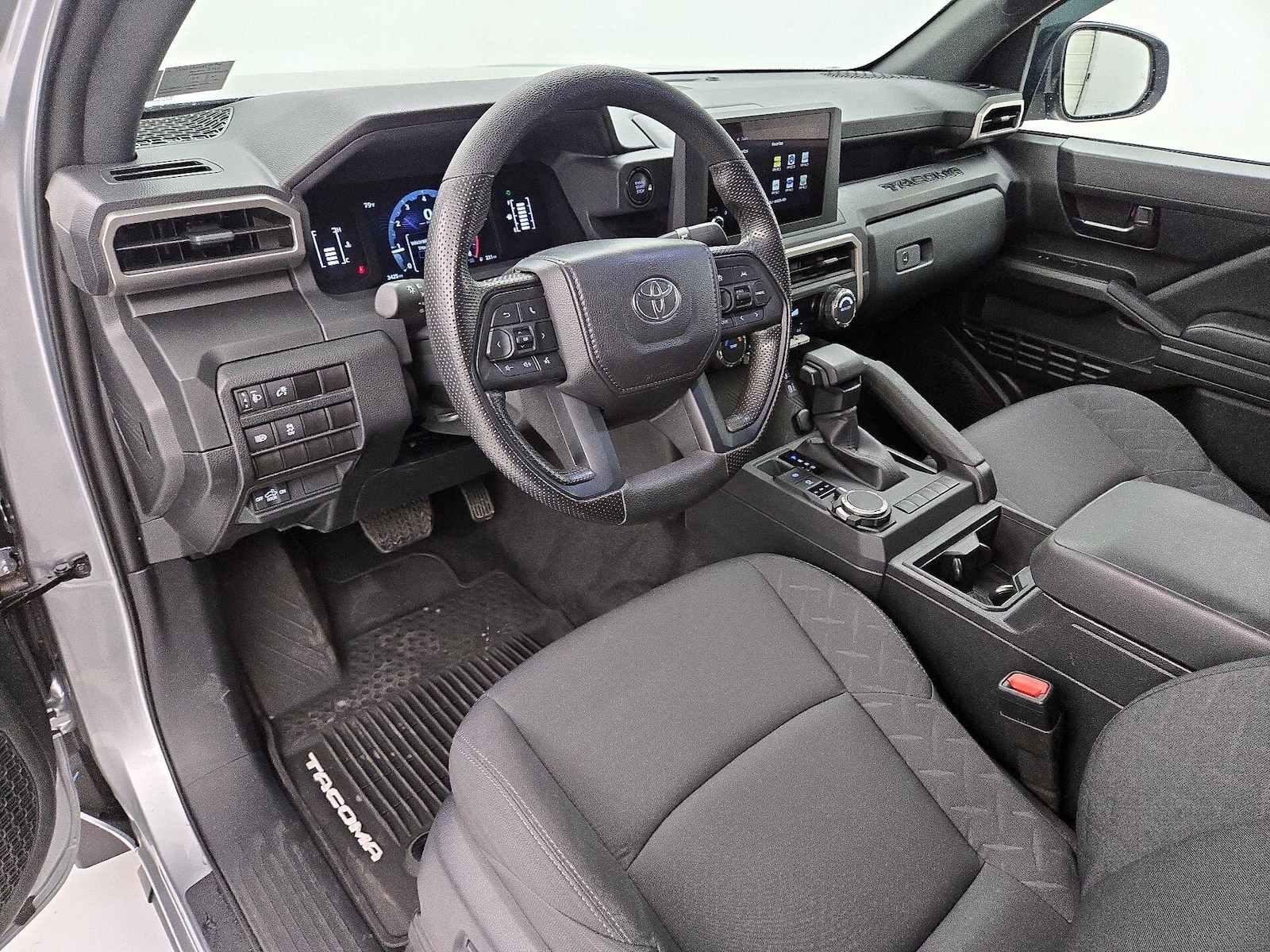 2024 Toyota Tacoma SR - Photo 20