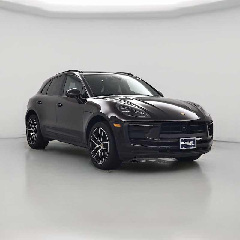 2023 Porsche Macan T