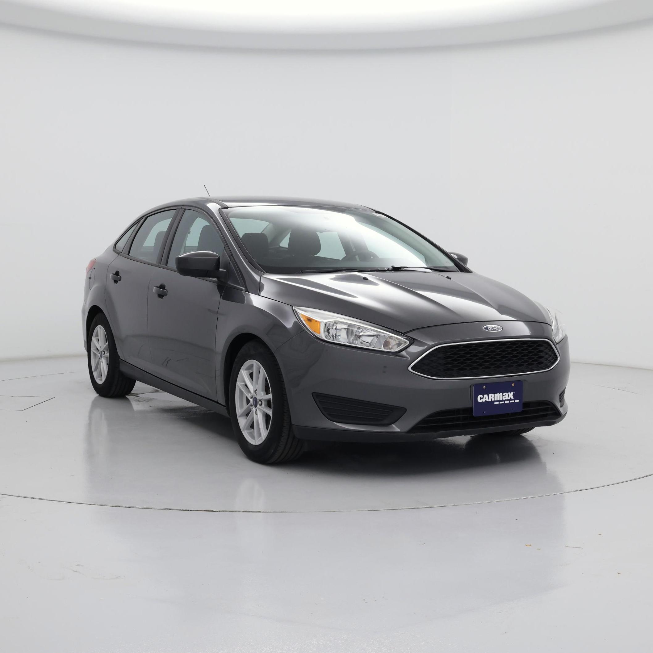 Gray 2018 Ford Focus Sedan Front-Wheel Drive Automatic