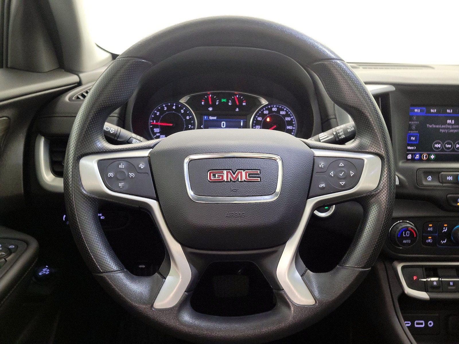 2024 GMC Terrain SLE - Photo 11