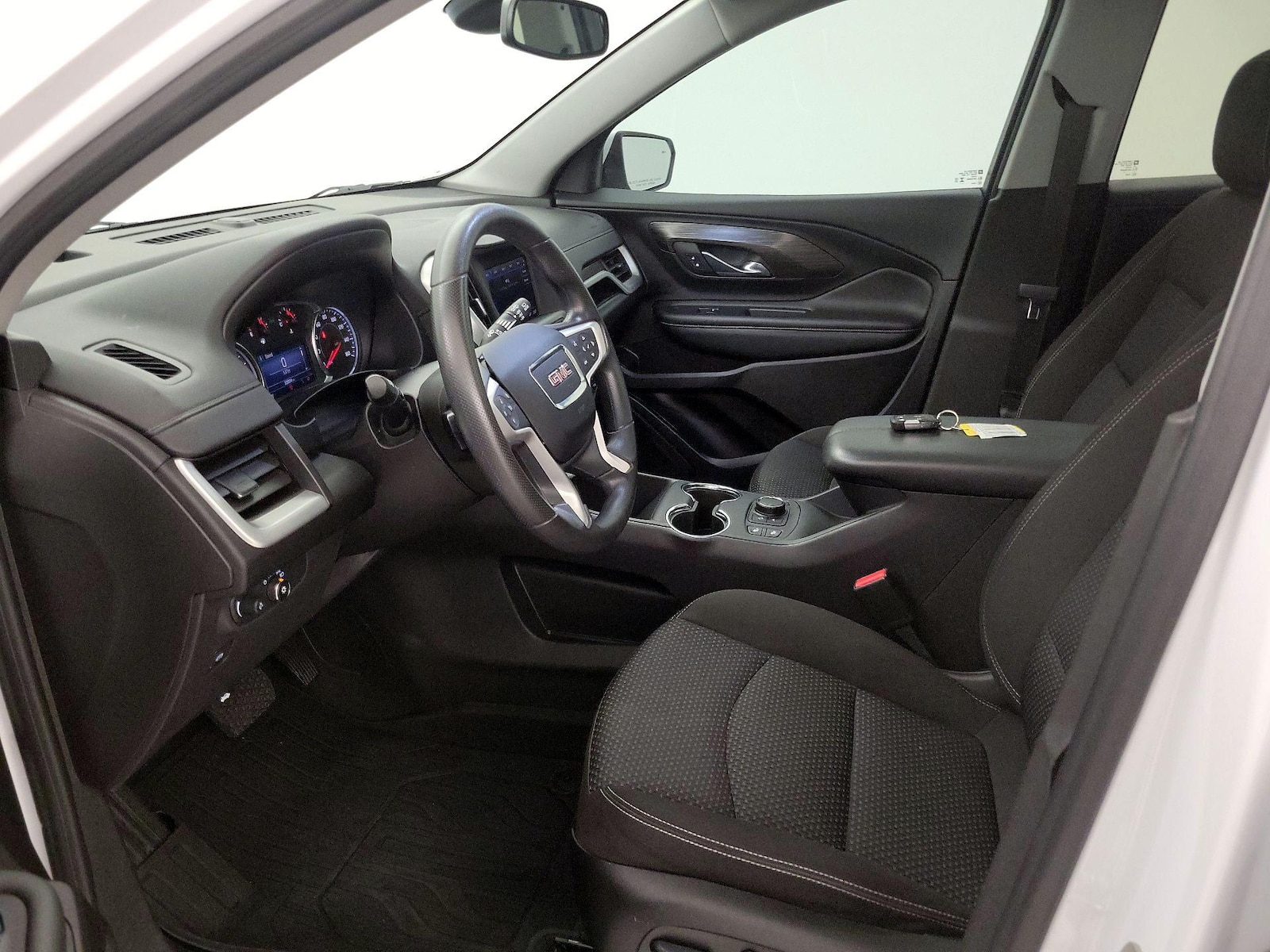 2024 GMC Terrain SLE - Photo 12