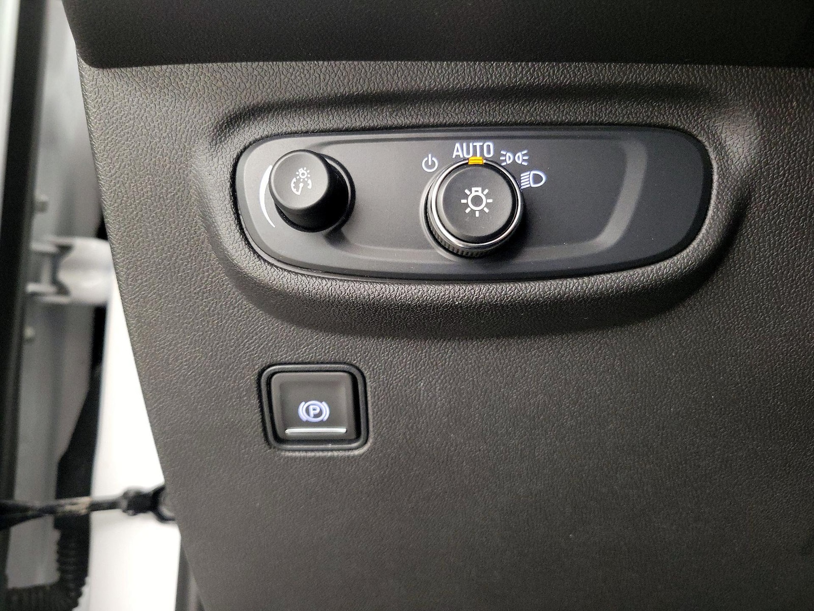 2024 GMC Terrain SLE - Photo 14