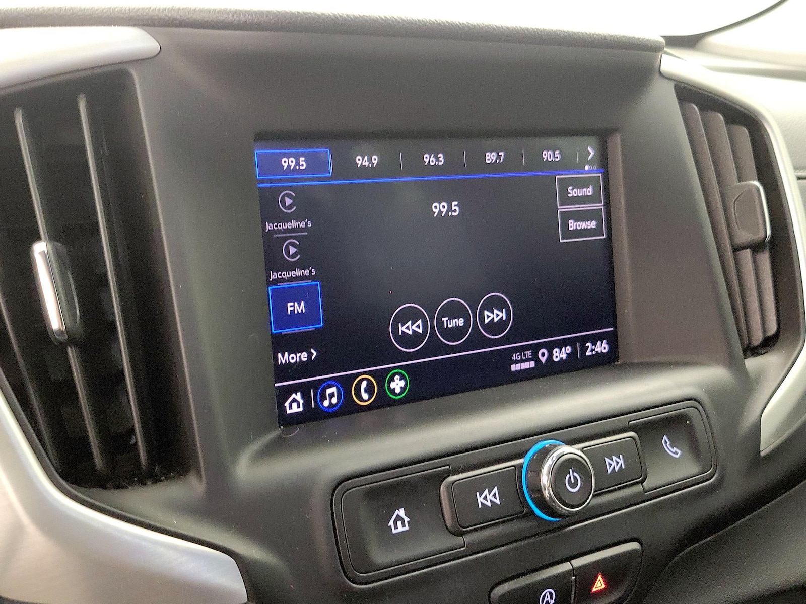 2024 GMC Terrain SLE - Photo 16