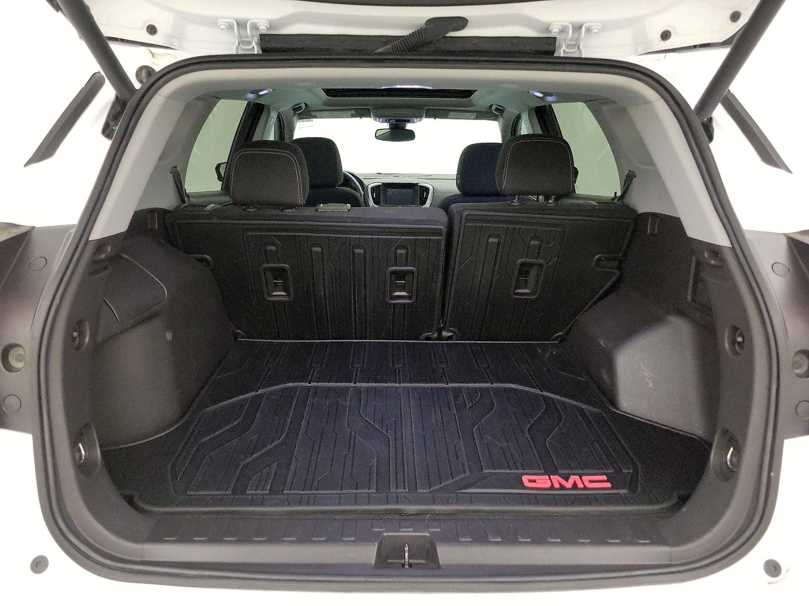 2024 GMC Terrain SLE - Photo 22