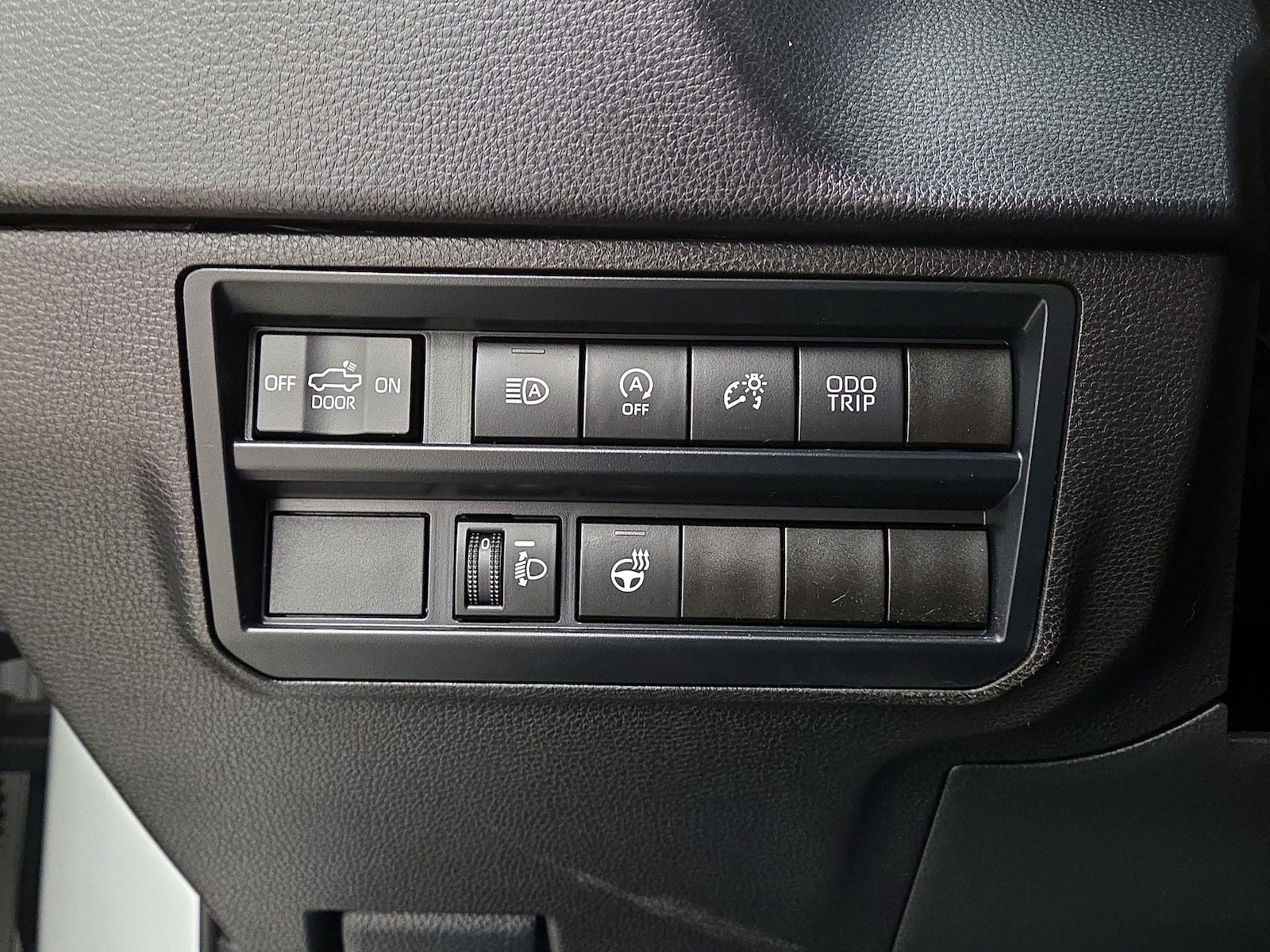 2025 Toyota Tundra SR5 - Photo 14