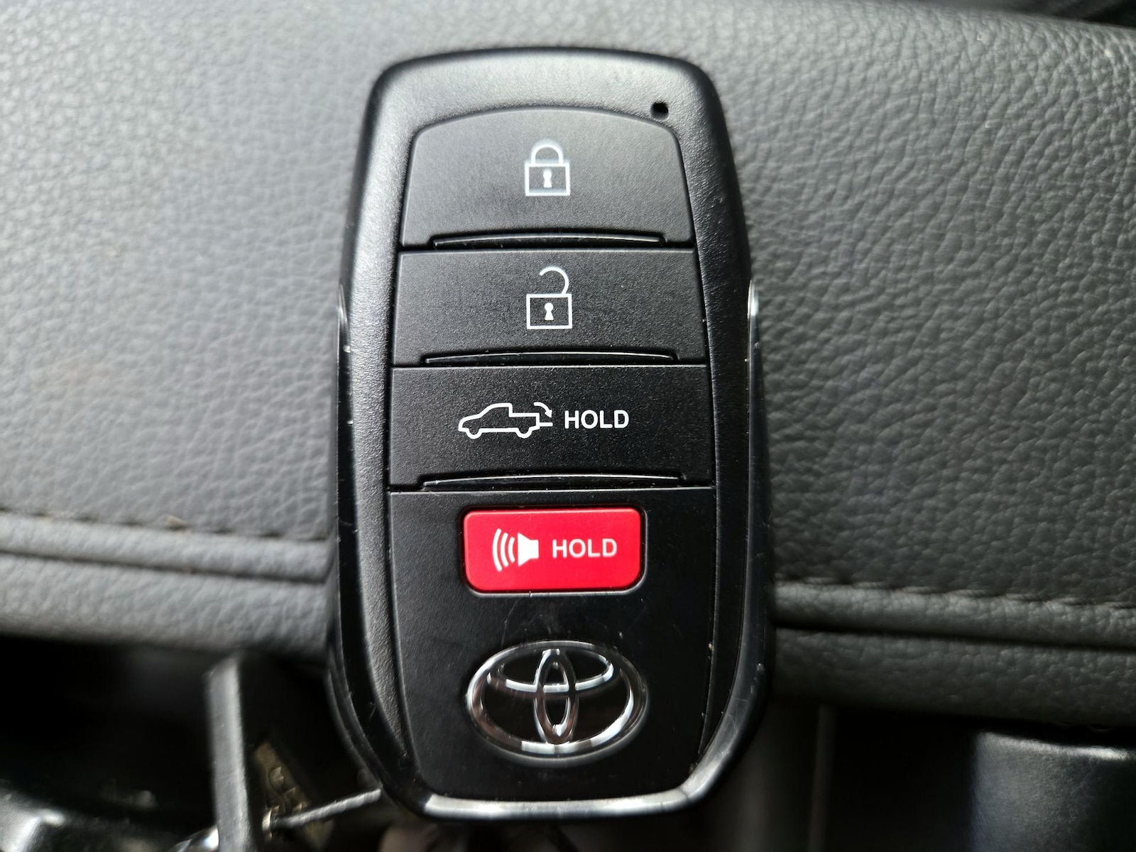 2025 Toyota Tundra SR5 - Photo 23