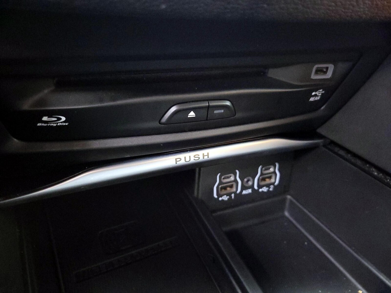2021 Chrysler Pacifica Hybrid Pinnacle Hybrid - Photo 20