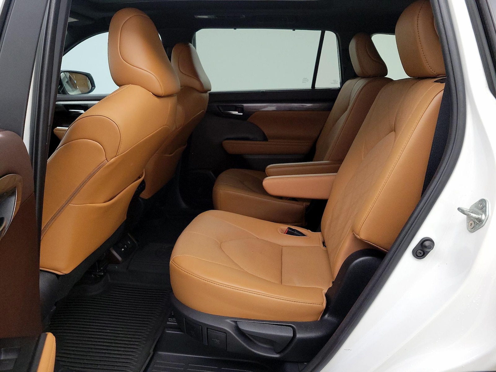2021 Toyota Highlander Platinum - Photo 22
