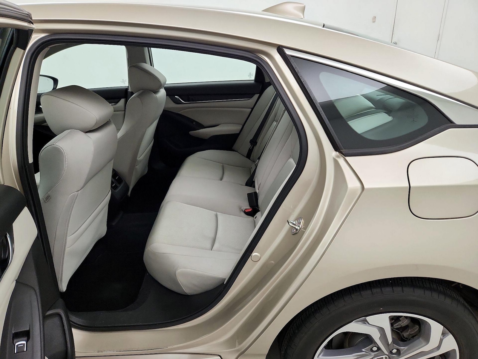 2020 Honda Accord EX - Photo 19