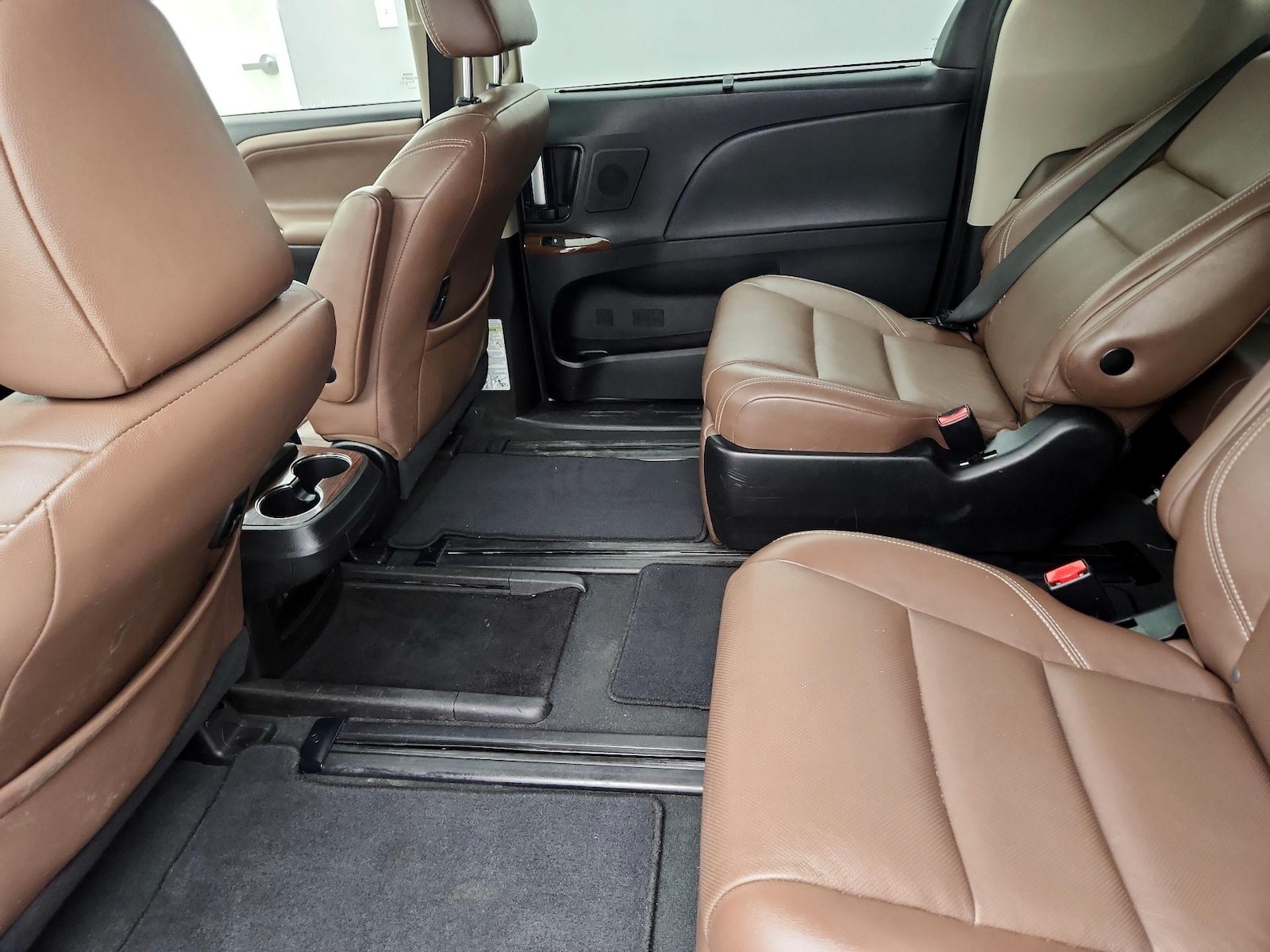 2020 Toyota Sienna Limited - Photo 21