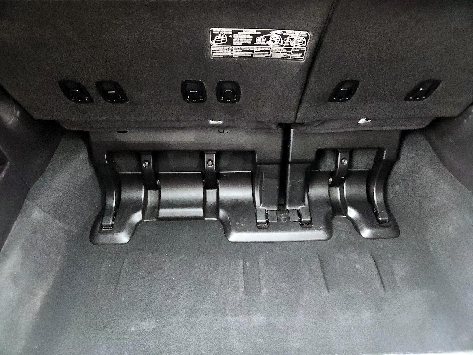 2020 Toyota Sienna Limited - Photo 23