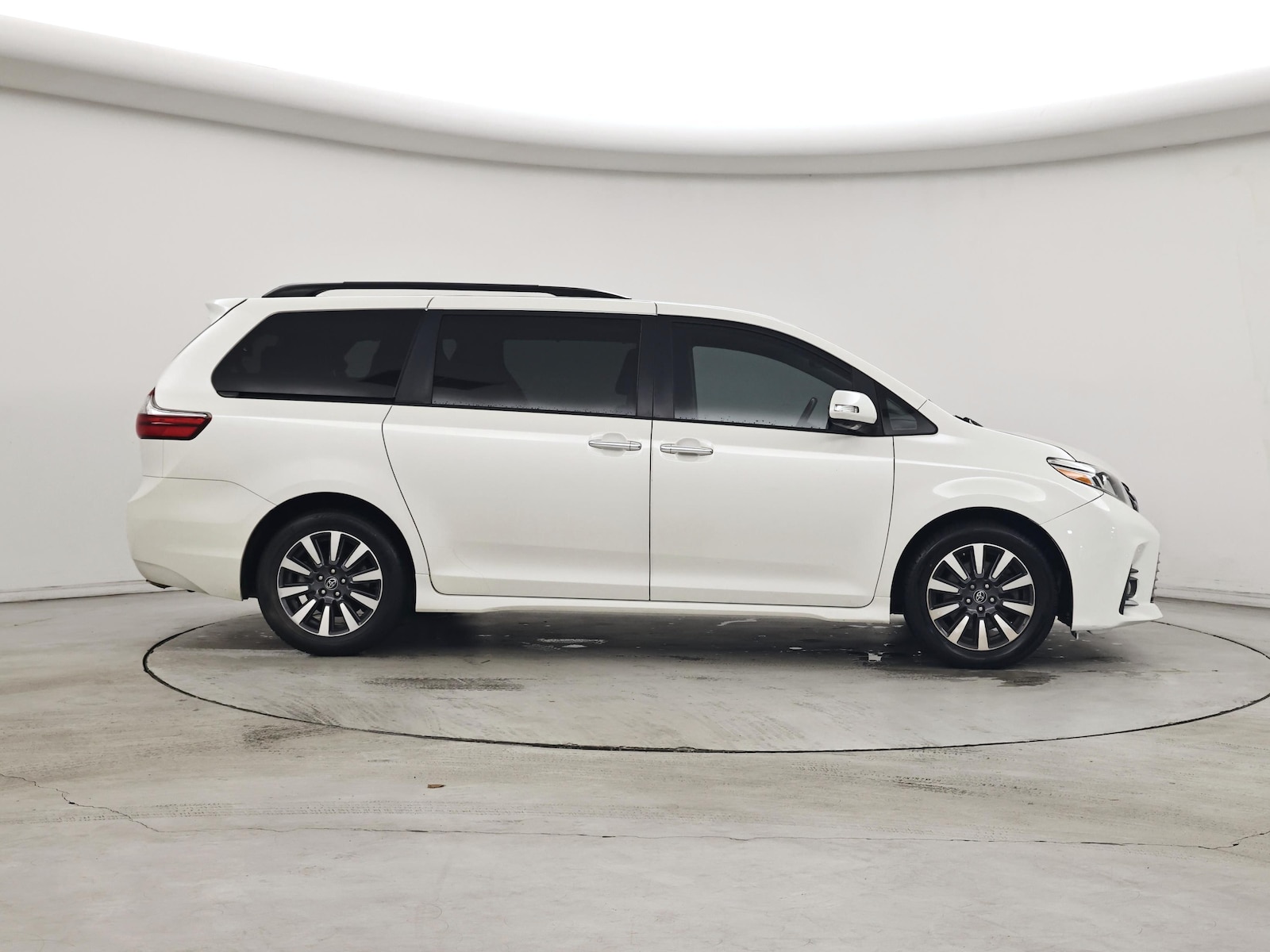 2020 Toyota Sienna Limited - Photo 8