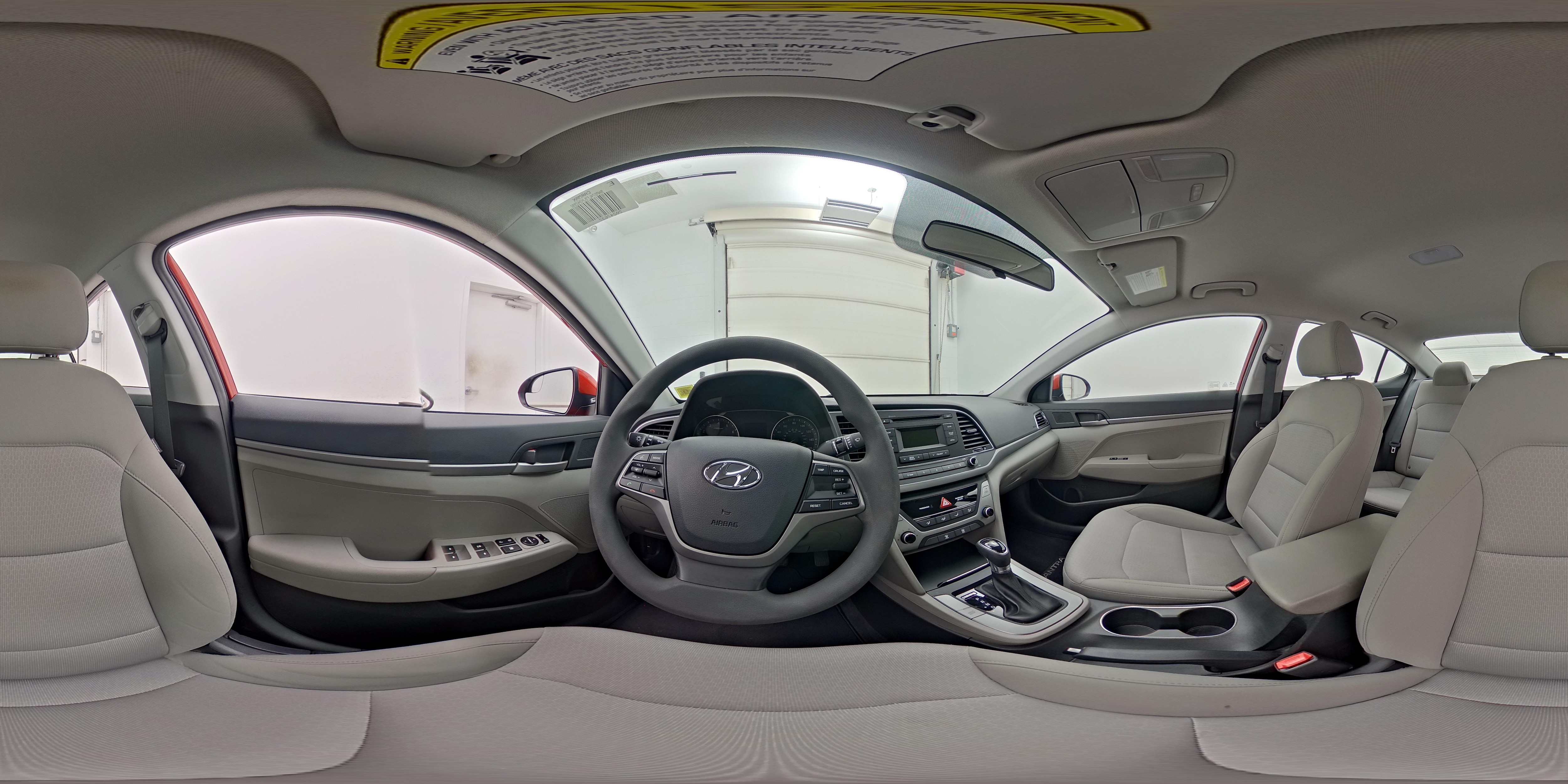 2018 Hyundai Elantra SE - Photo 25