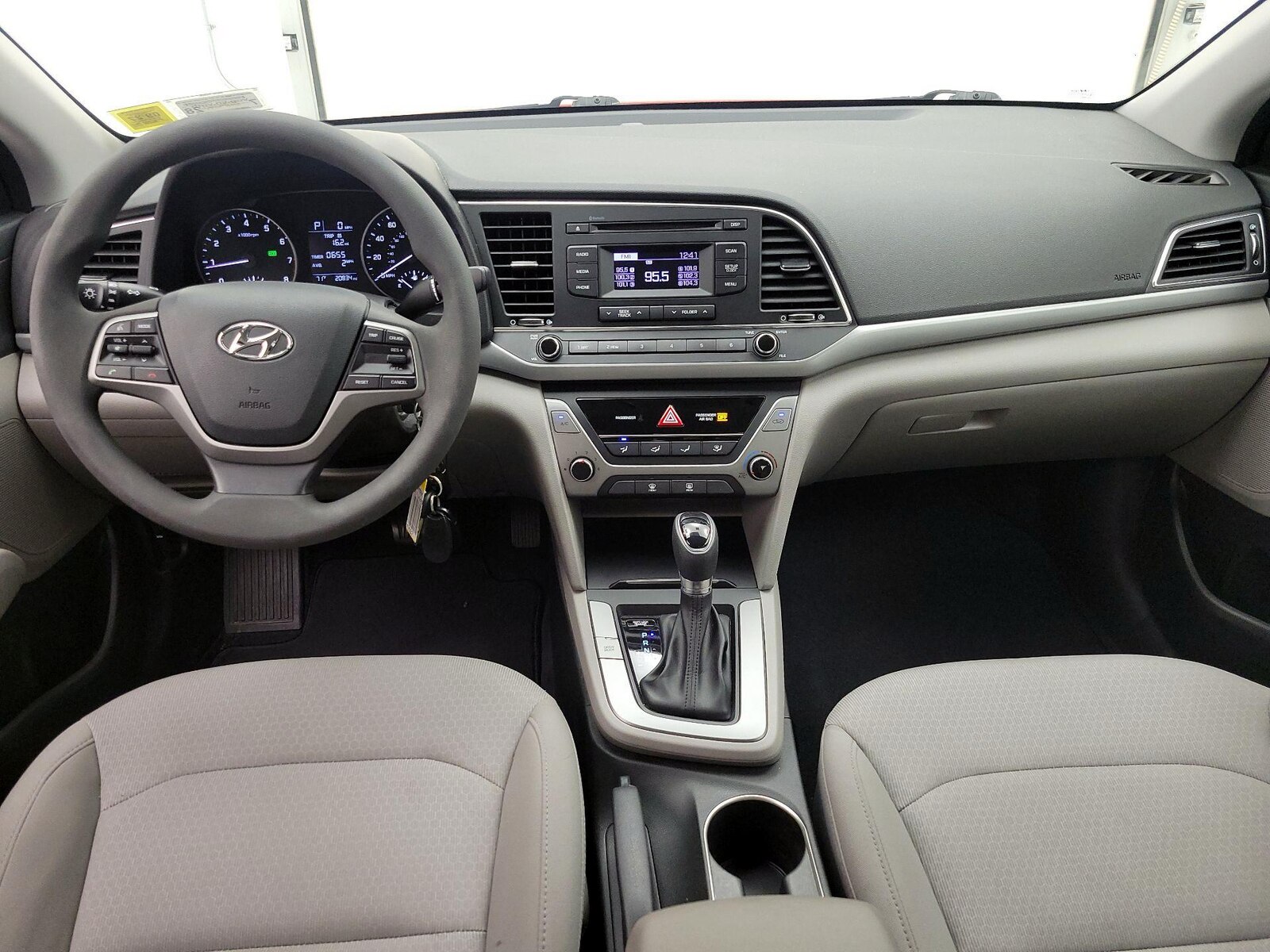 2018 Hyundai Elantra SE - Photo 10