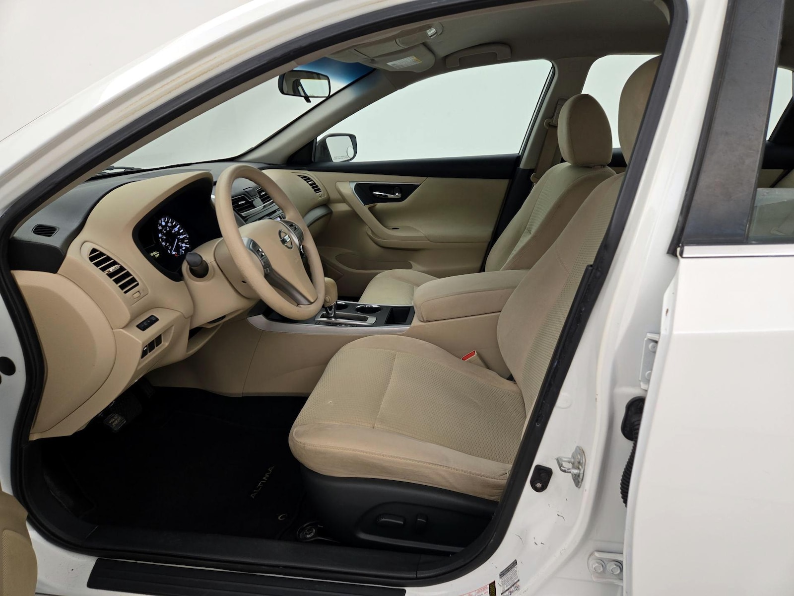 Power Seat(s) & Side Airbags