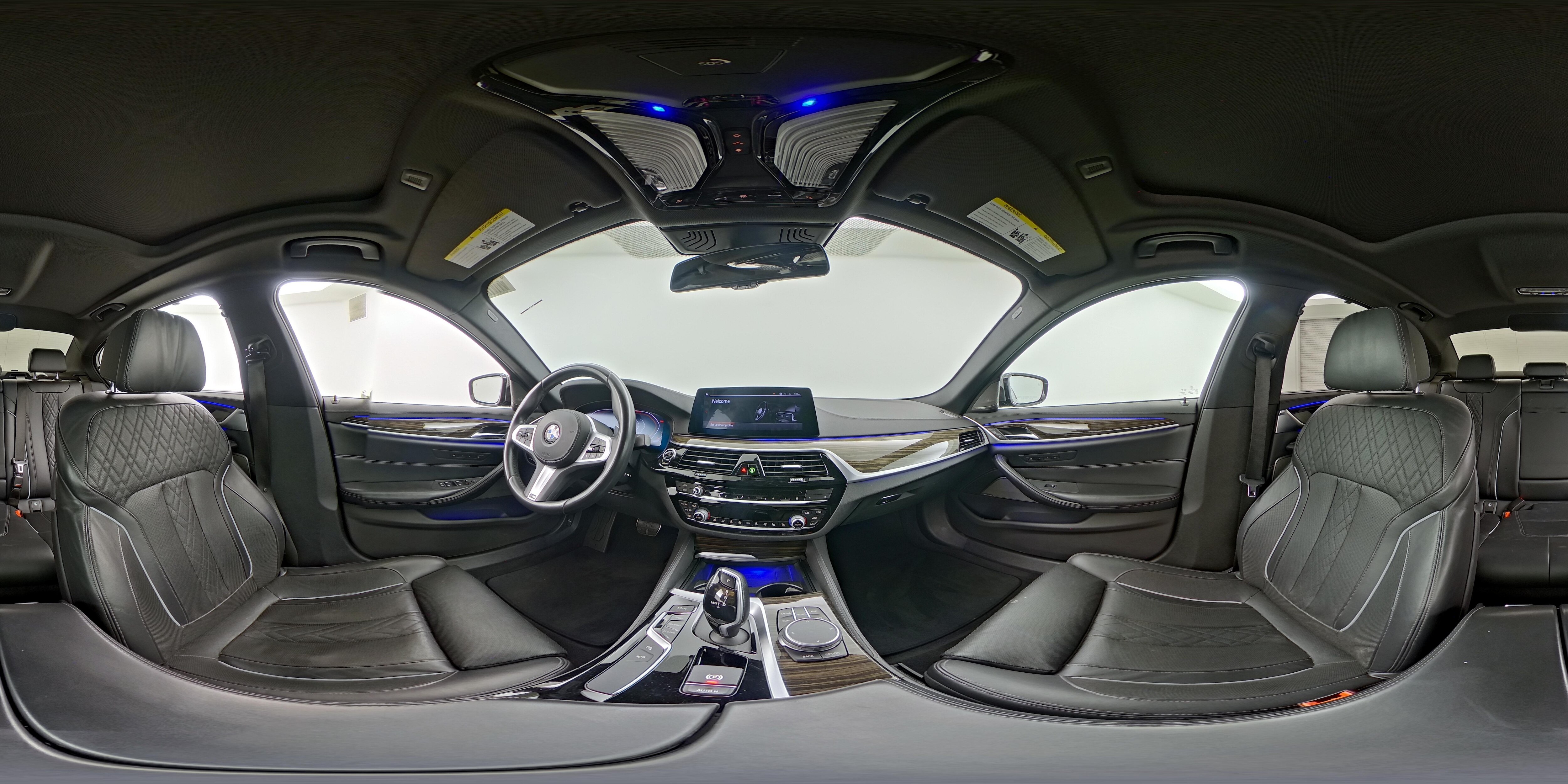 2020 BMW 5 Series M550i - Photo 27