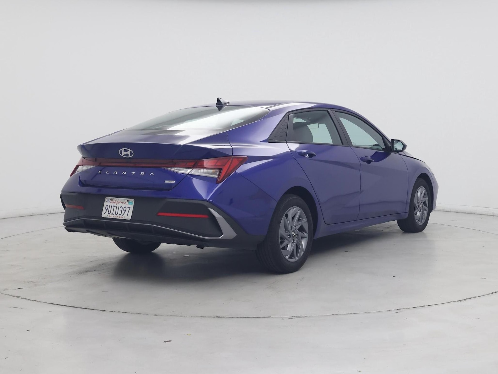 2025 Hyundai Elantra Blue - Photo 9