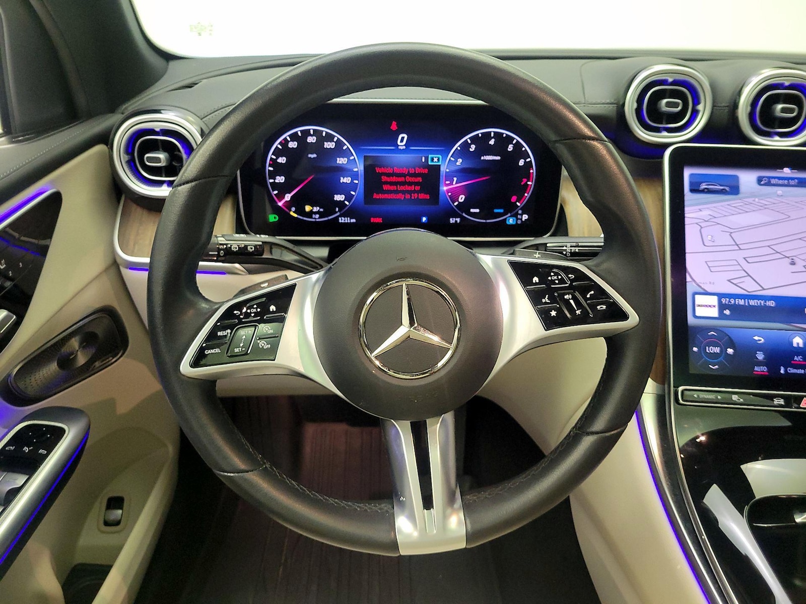 2023 Mercedes-Benz GLC GLC 300 - Photo 11