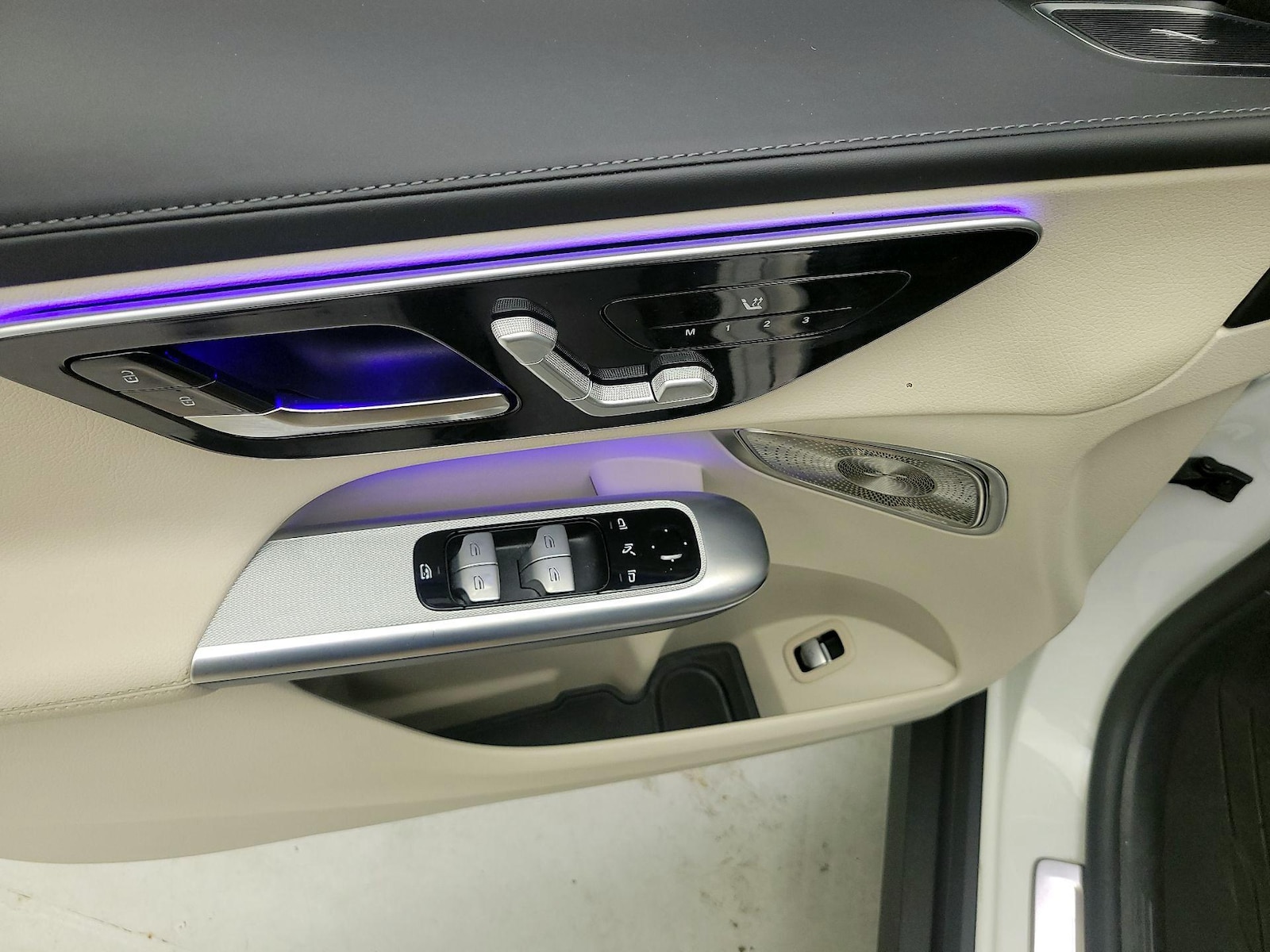 2023 Mercedes-Benz GLC GLC 300 - Photo 13