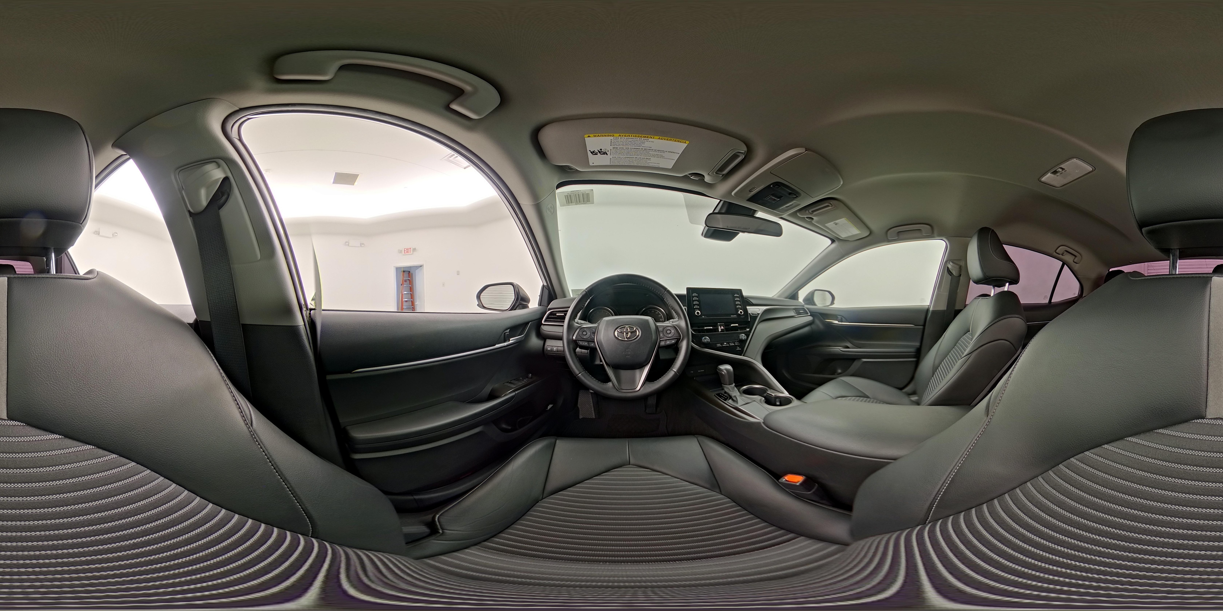 2021 Toyota Camry SE - Photo 26
