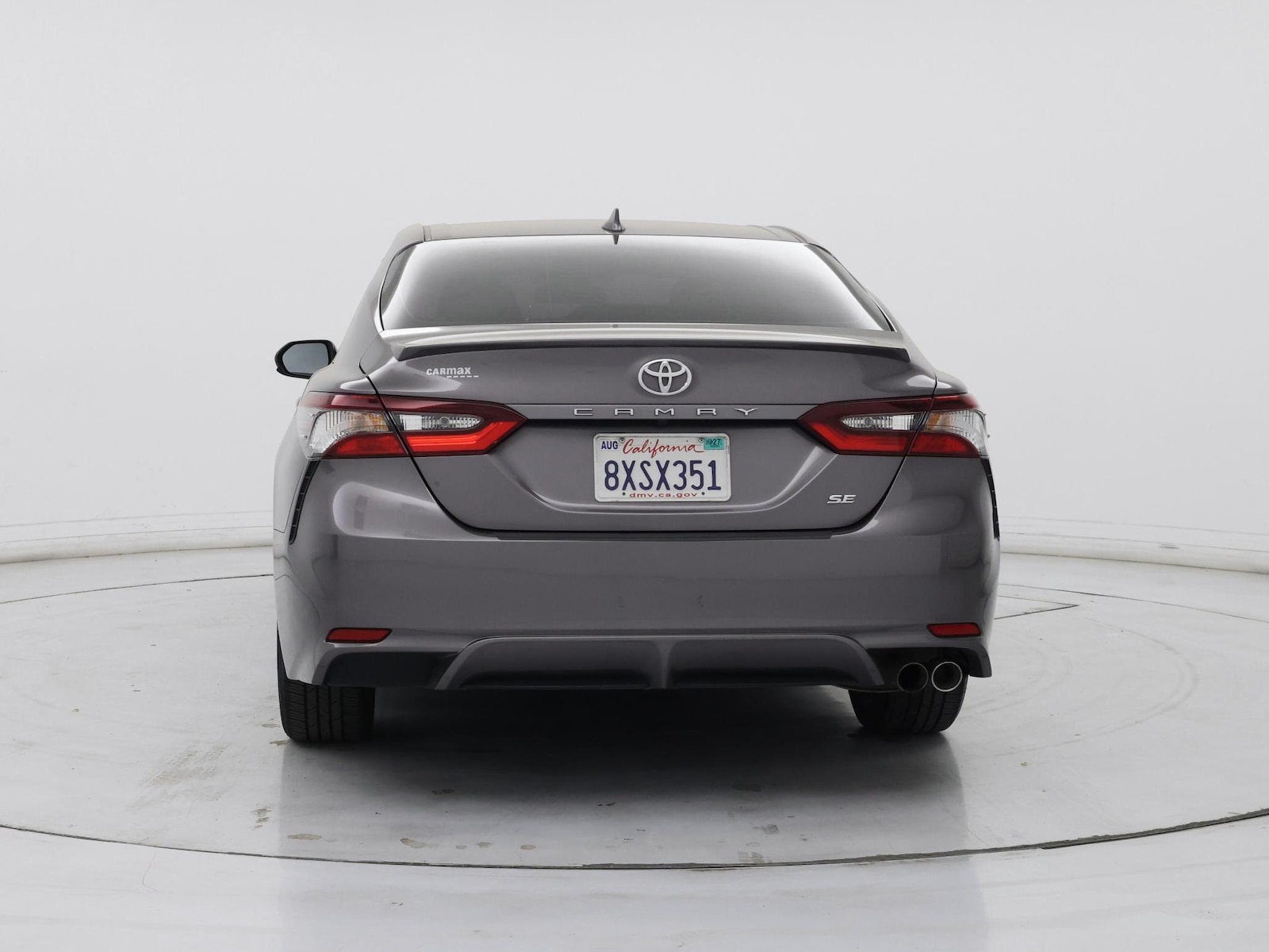 2021 Toyota Camry SE - Photo 7
