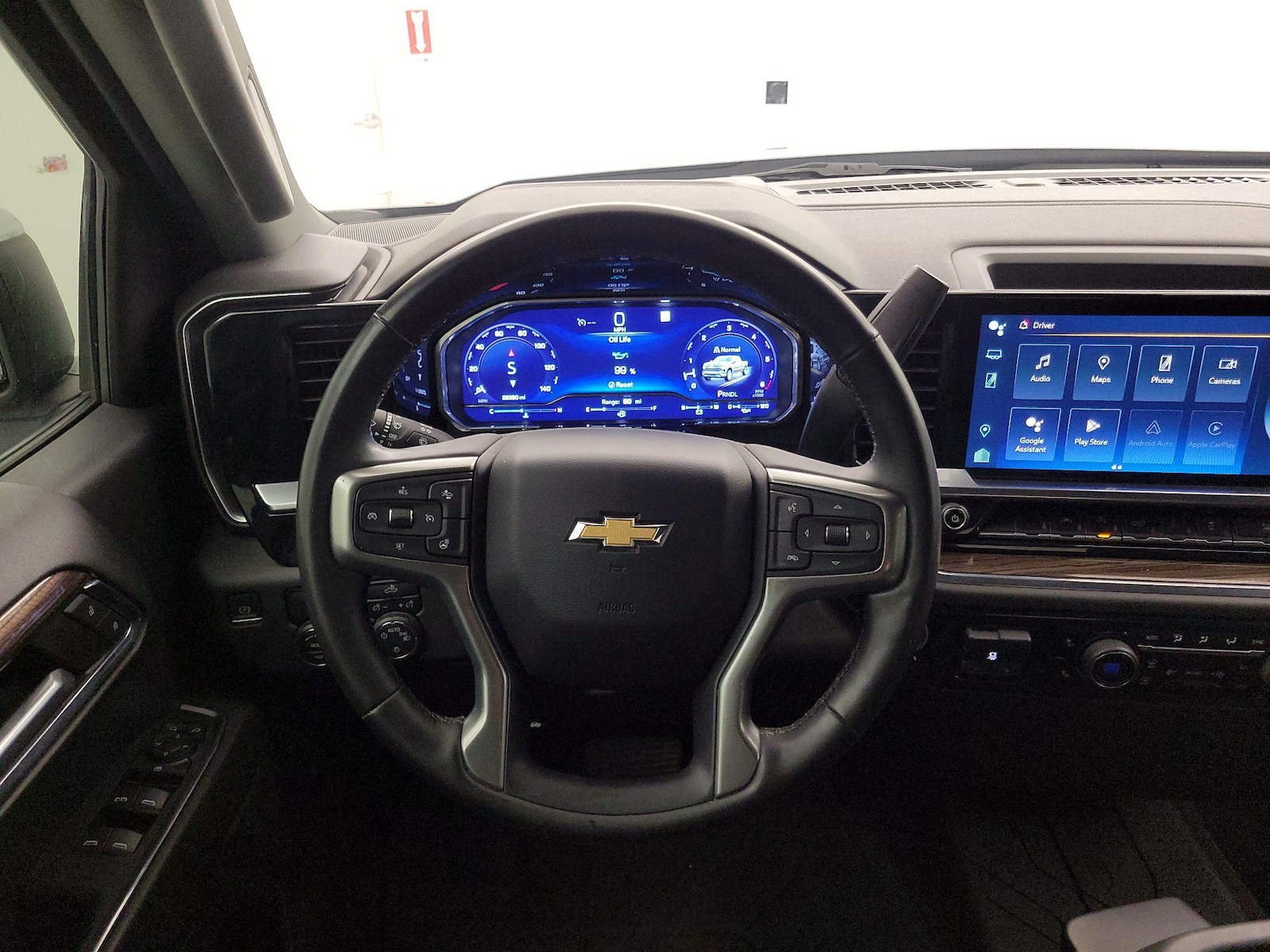 2023 Chevrolet Silverado 1500 LT - Photo 11