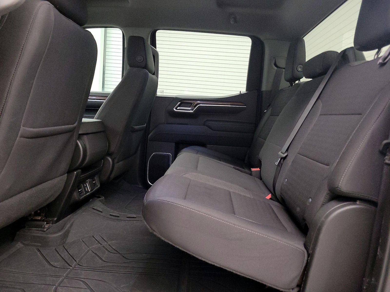 2023 Chevrolet Silverado 1500 LT - Photo 20