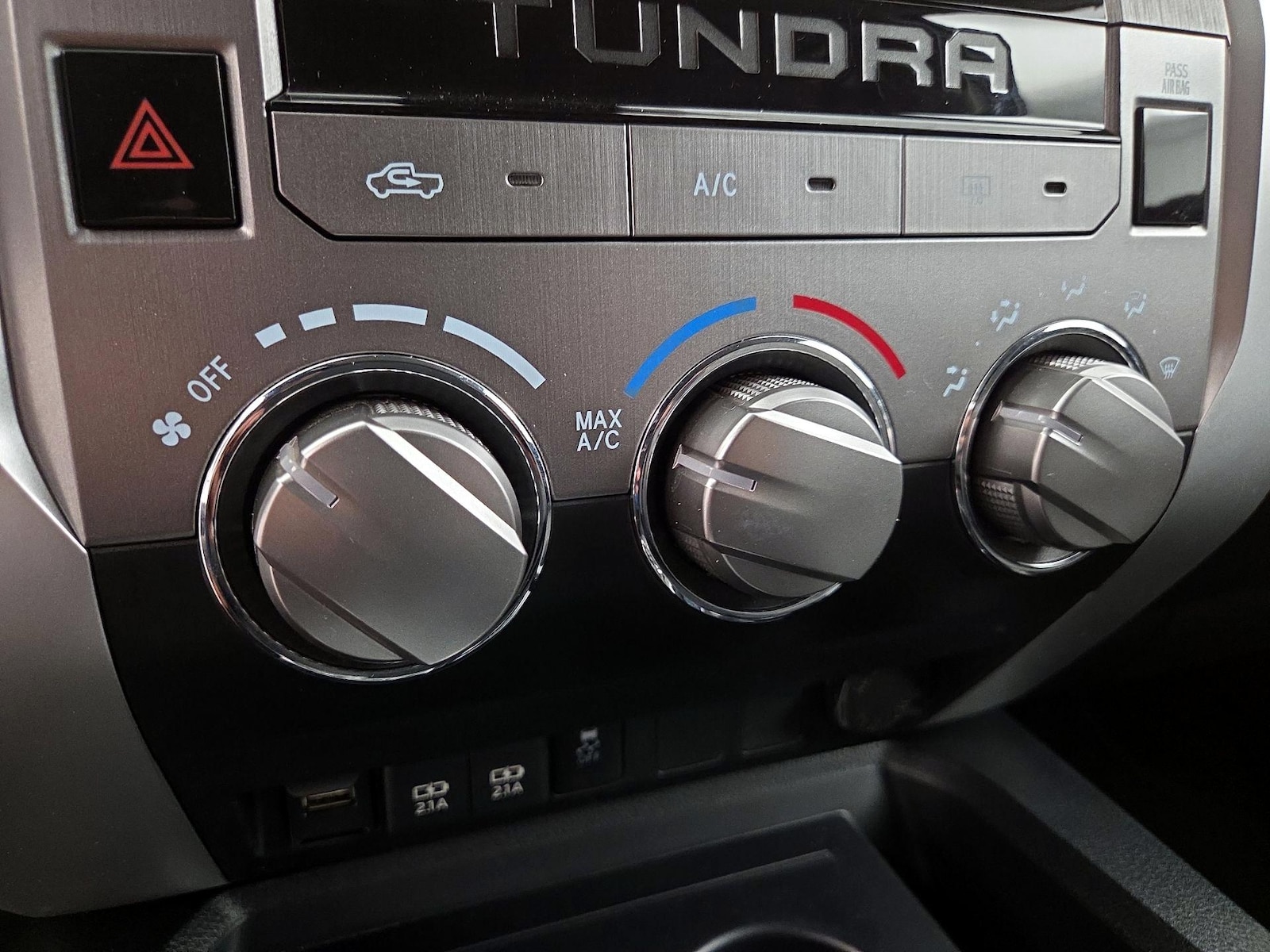 2021 Toyota Tundra SR5 - Photo 17