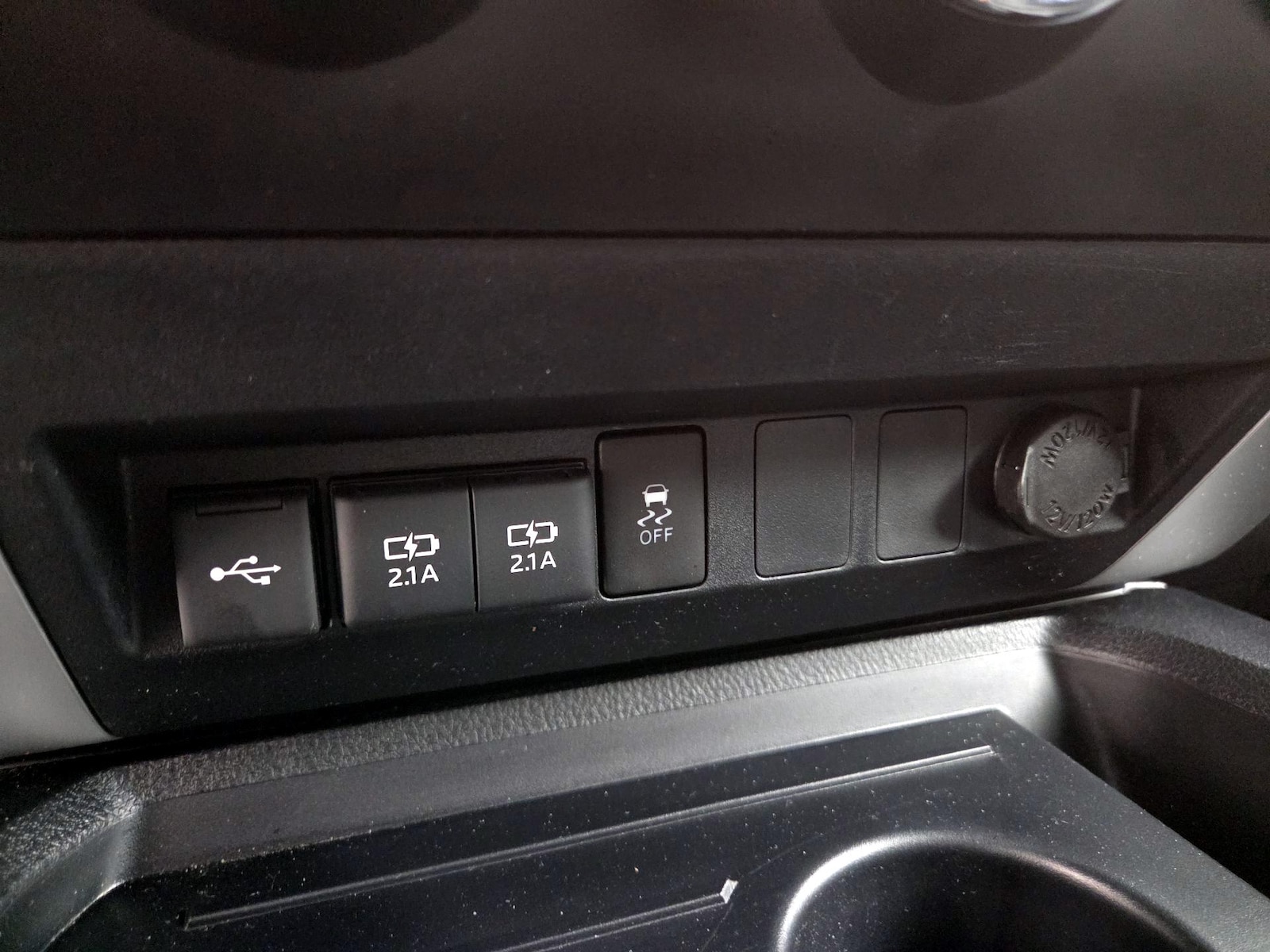2021 Toyota Tundra SR5 - Photo 19