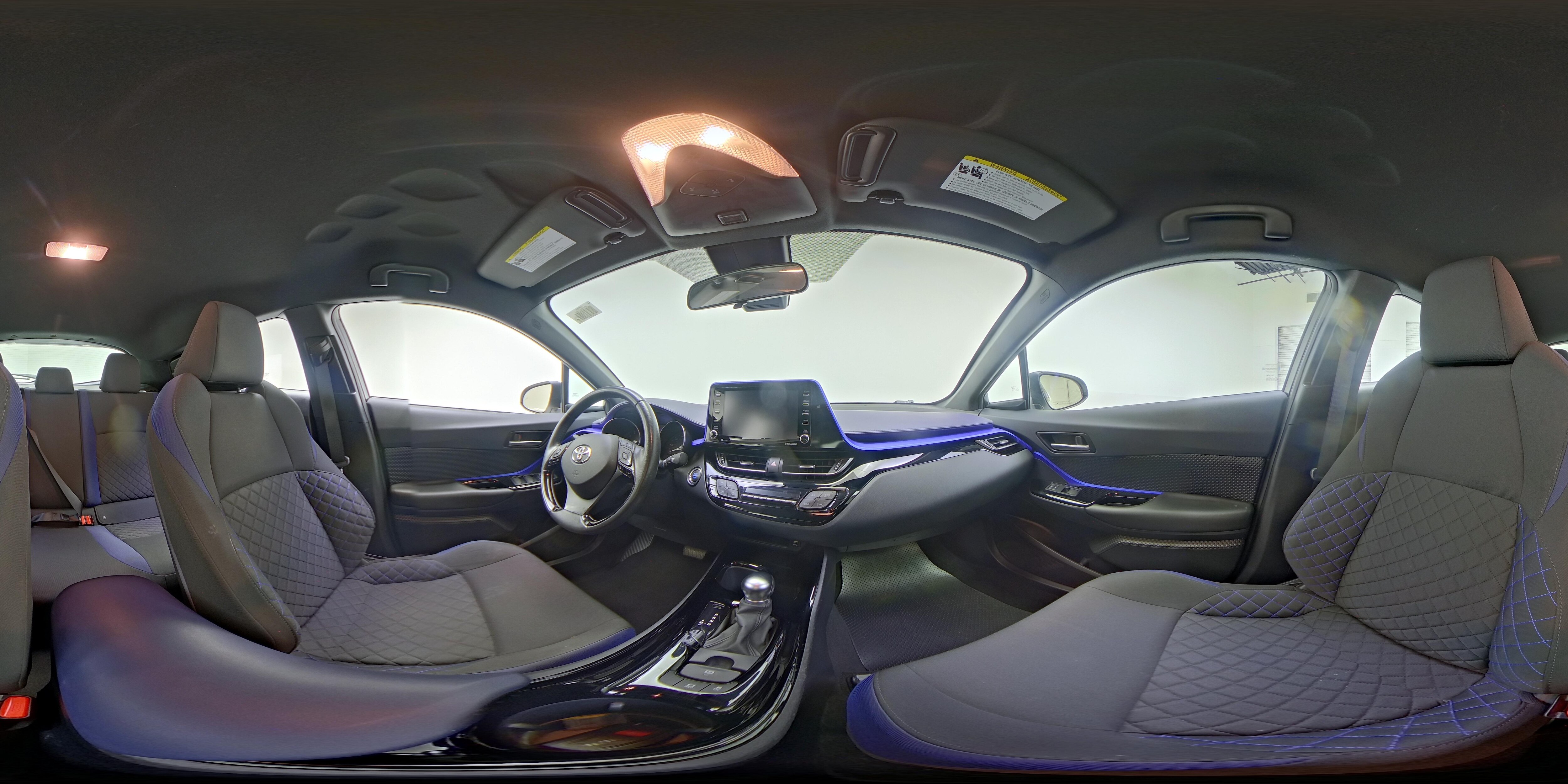2020 Toyota C-HR XLE - Photo 23
