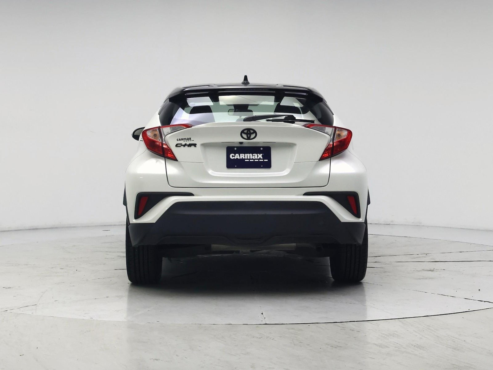 2020 Toyota C-HR XLE - Photo 7