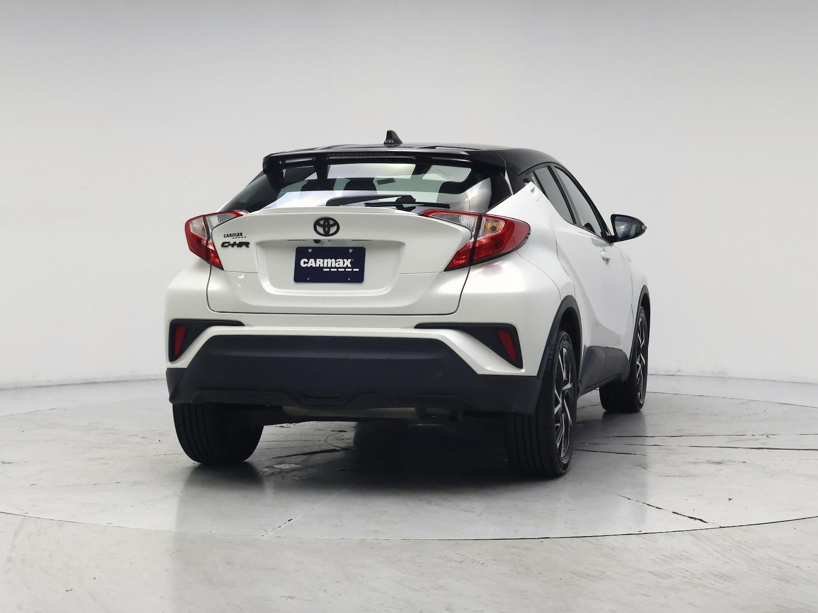 2020 Toyota C-HR XLE - Photo 9