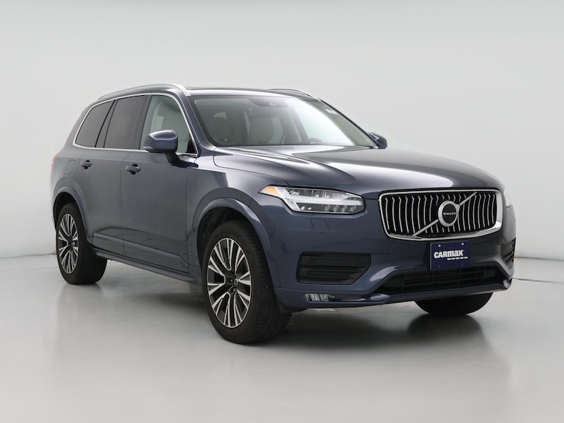 2022 Volvo XC90 T6 Momentum