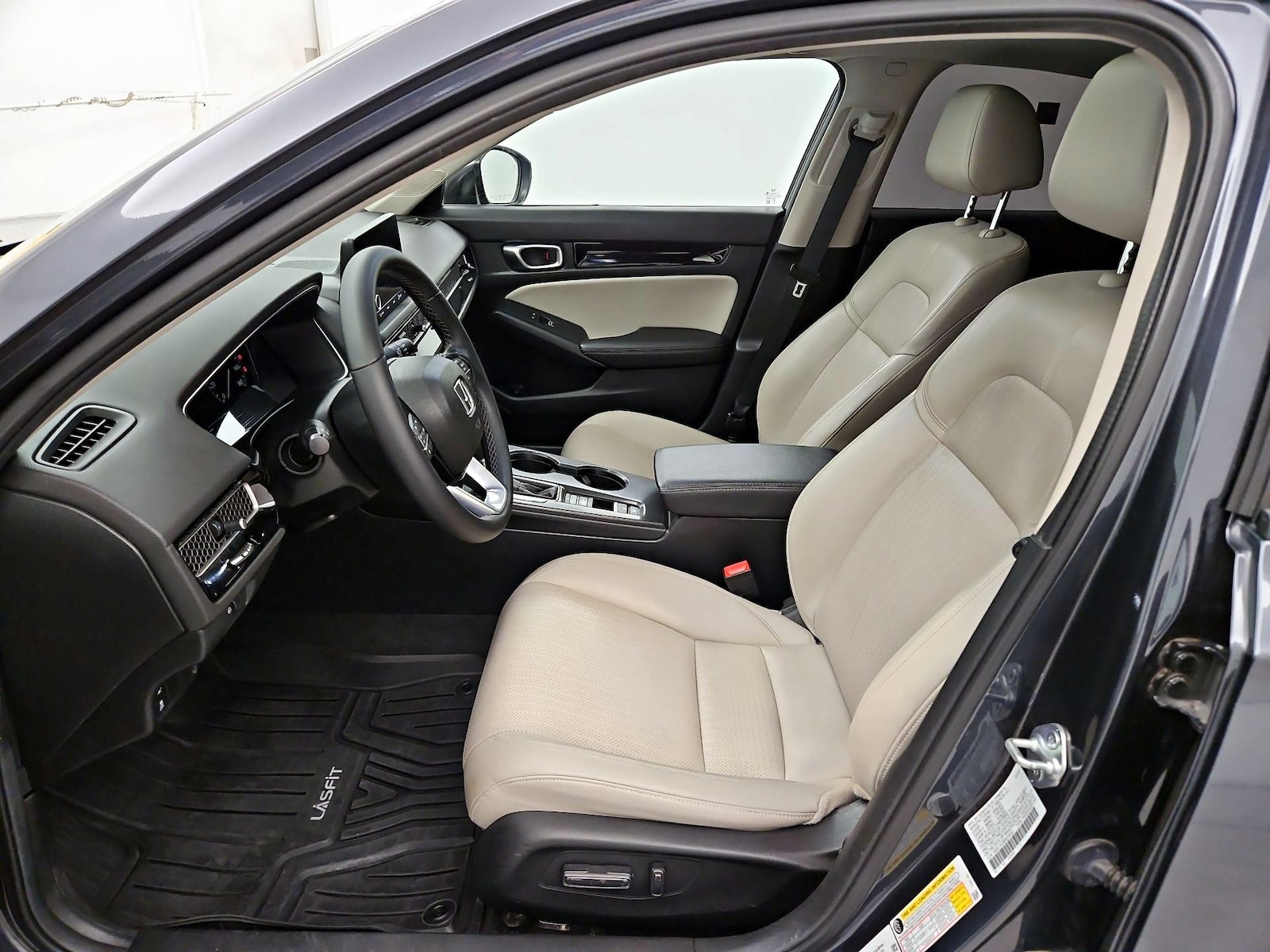2023 Honda Civic Hatchback EX-L - Photo 12