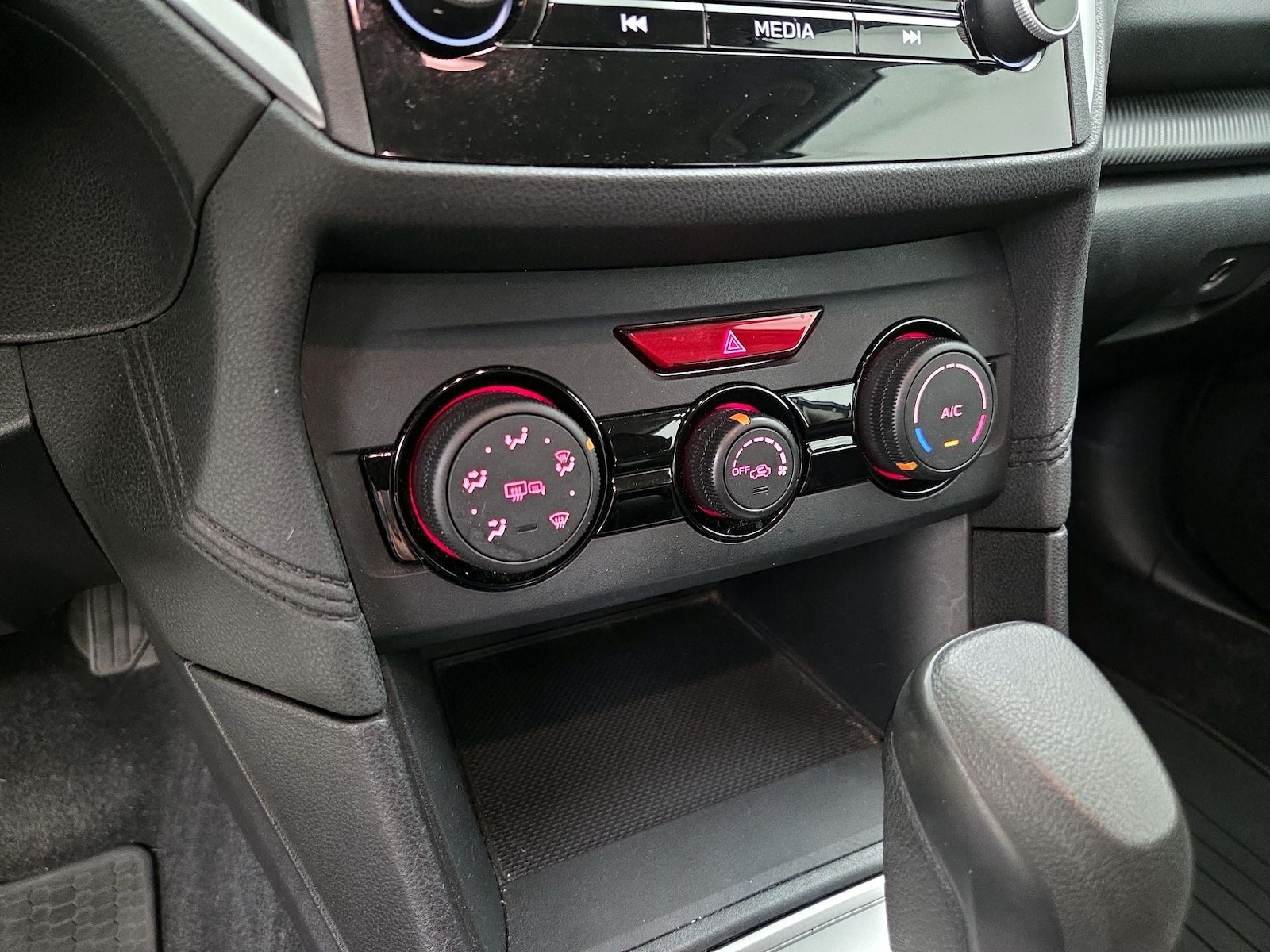 2017 Subaru Impreza Premium - Photo 17