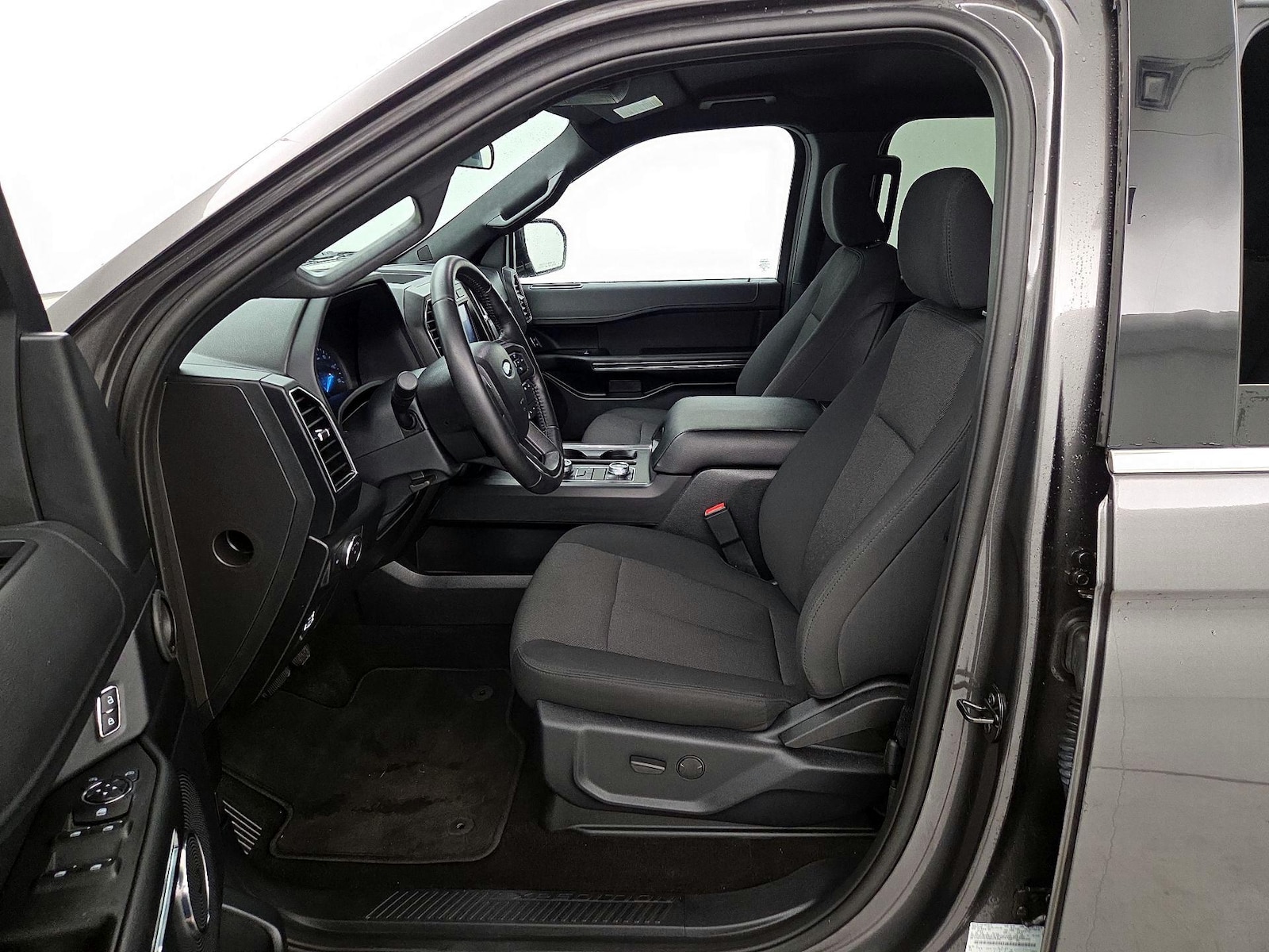 2021 Ford Expedition STX - Photo 12