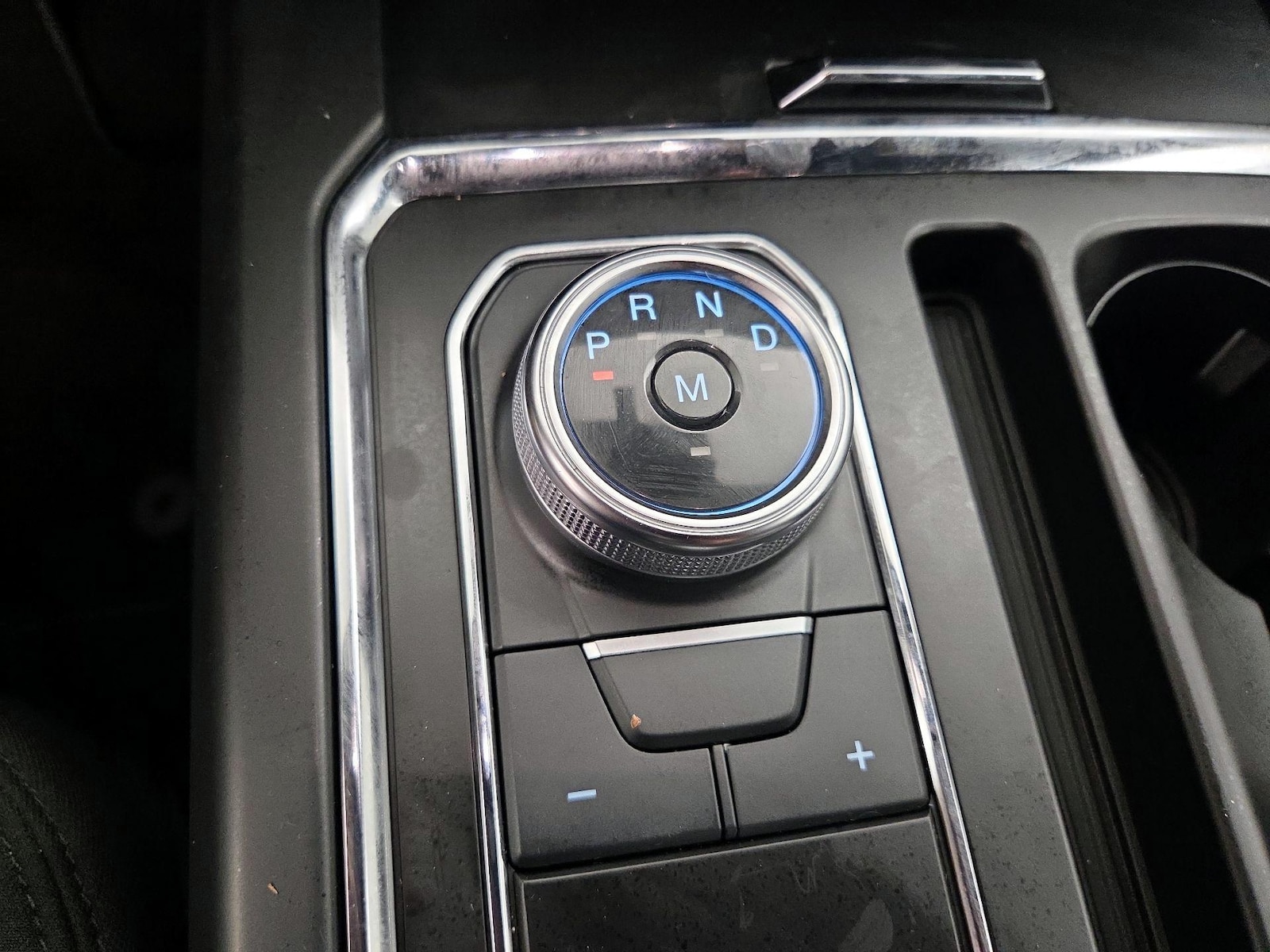 2021 Ford Expedition STX - Photo 18