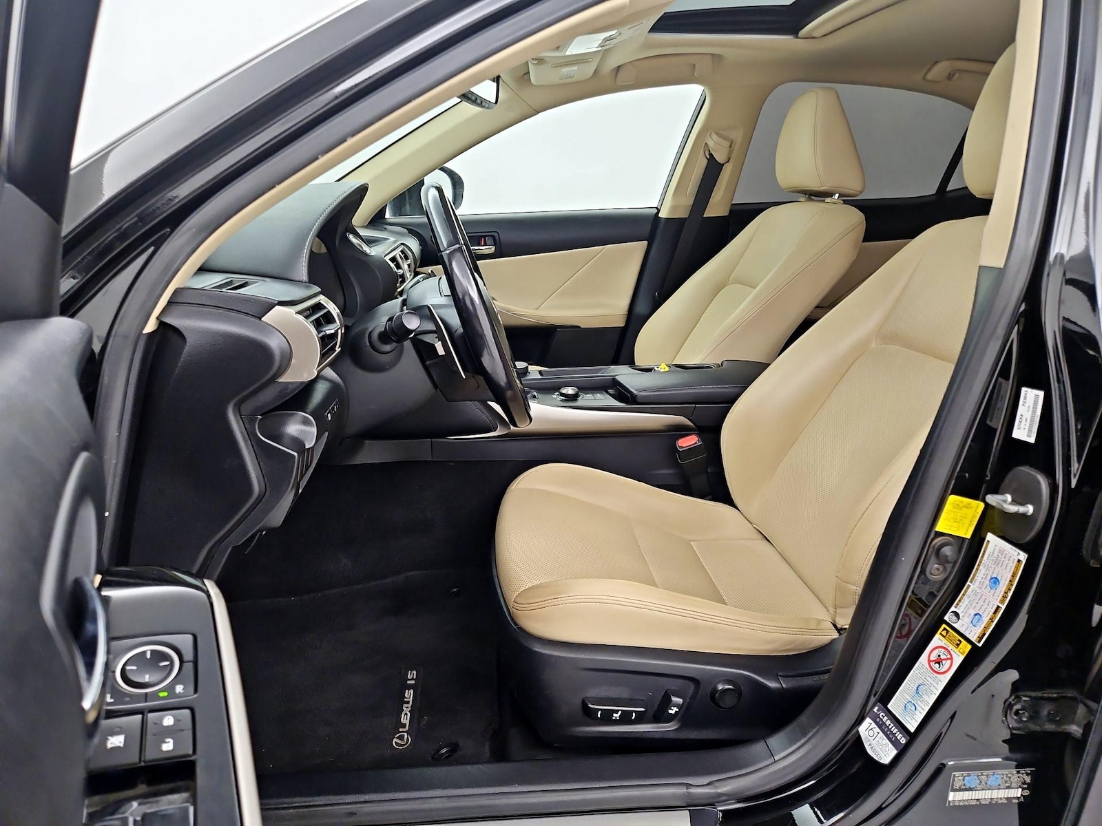 Power Seat(s) & Side Airbags