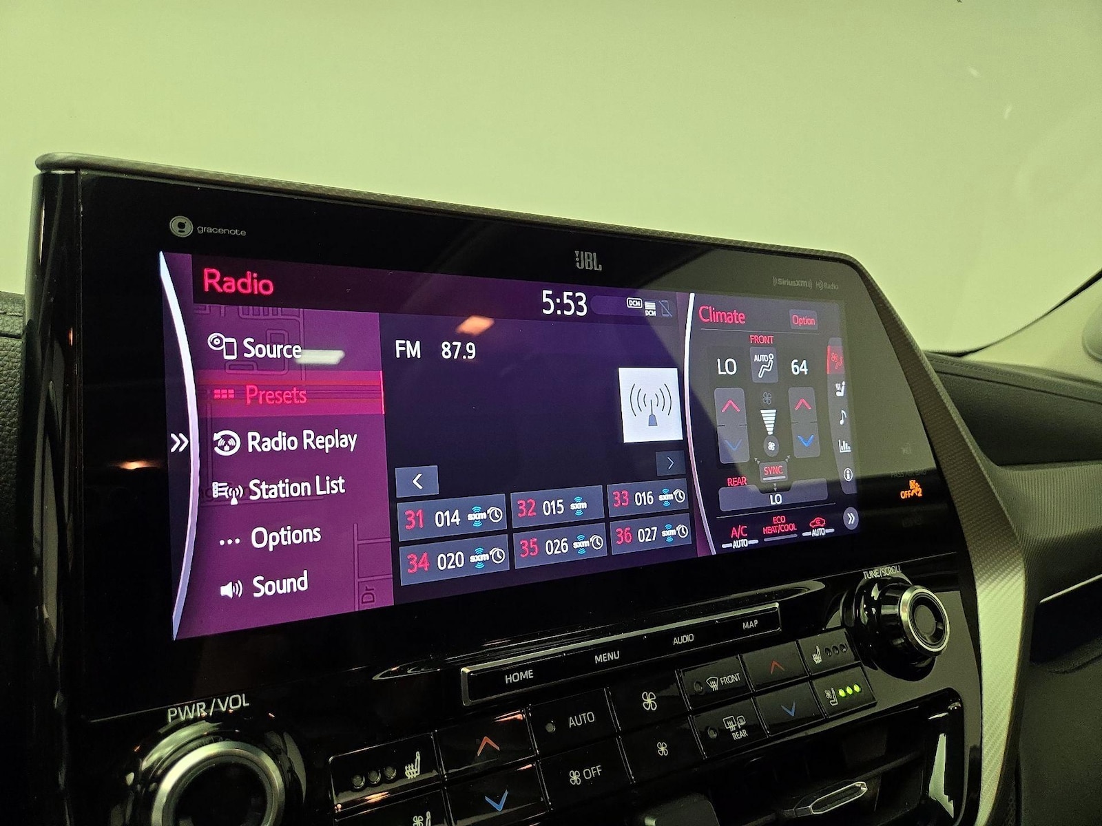 2021 Toyota Highlander Platinum - Photo 17