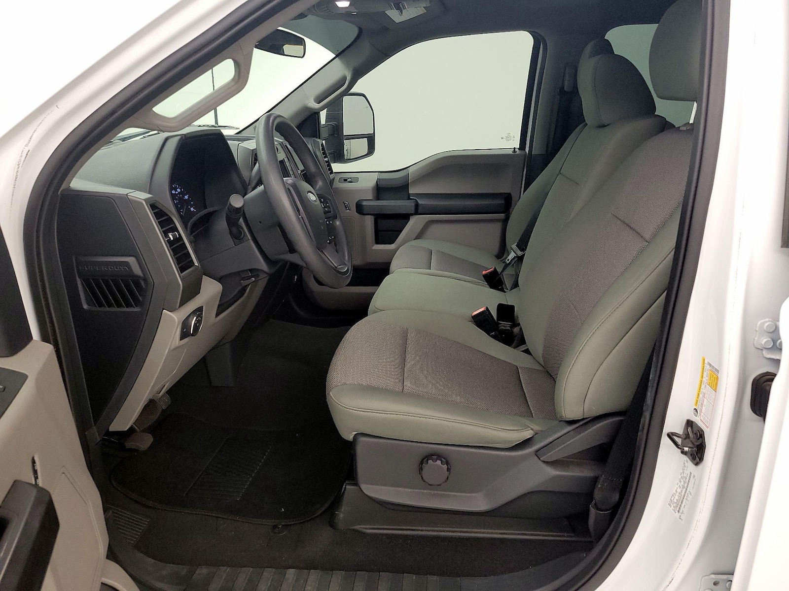 Power Seat(s) & Side Airbags