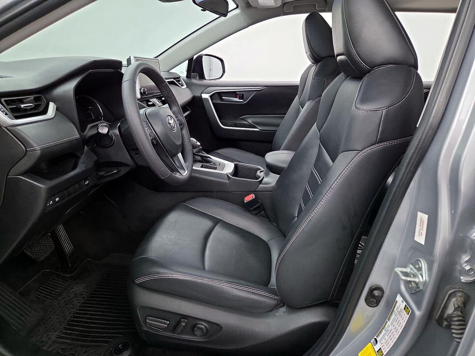 Power Seat(s) & Side Airbags