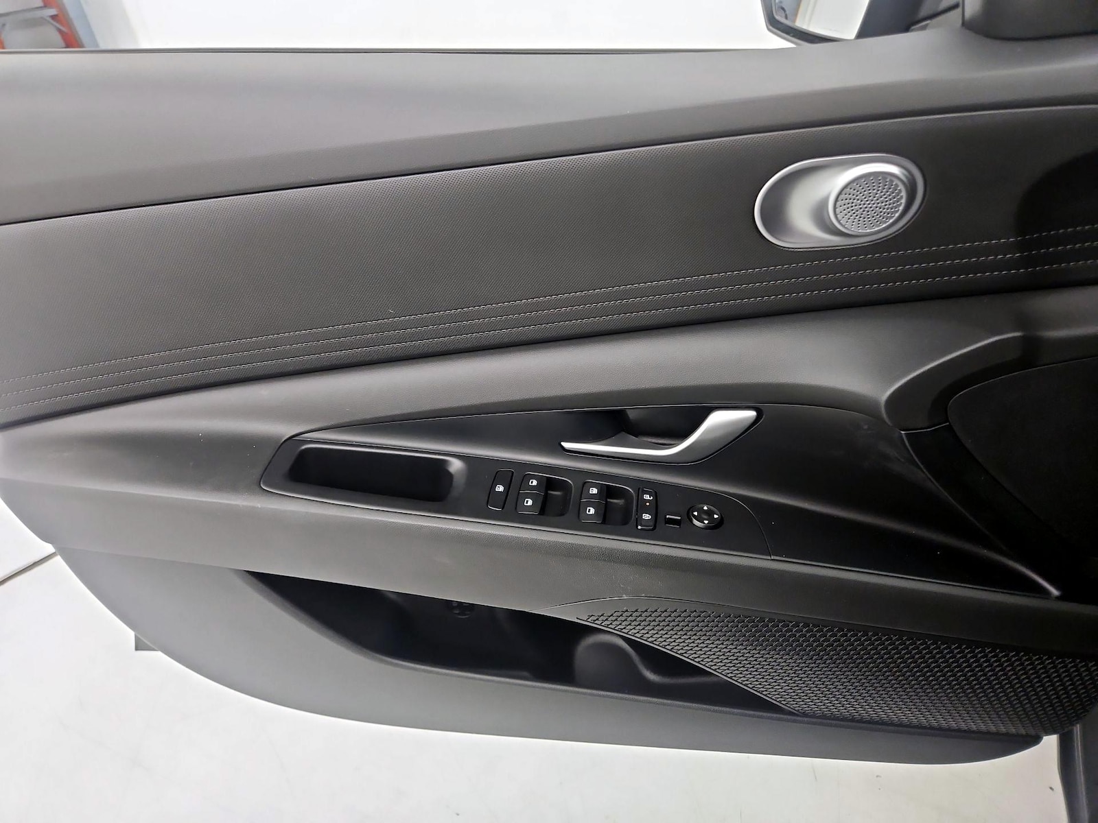 2024 Hyundai Elantra SEL - Photo 13