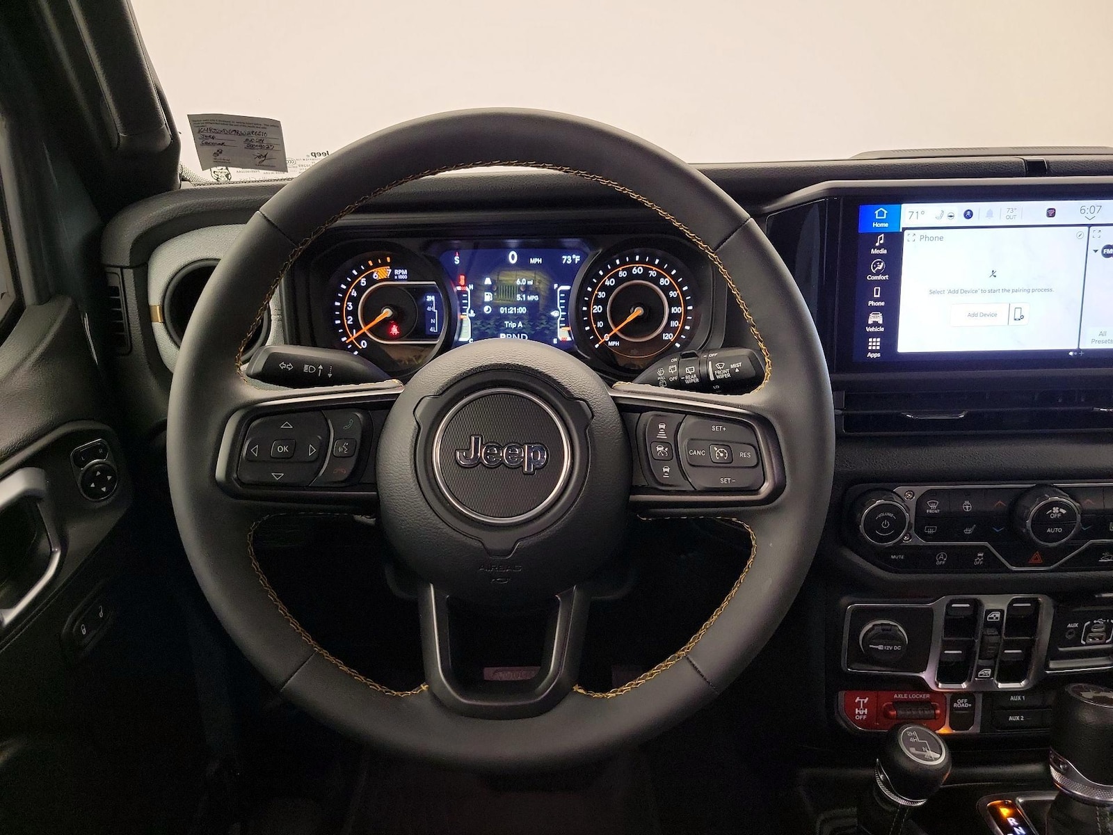 2024 Jeep Wrangler 4-Door Willys - Photo 11