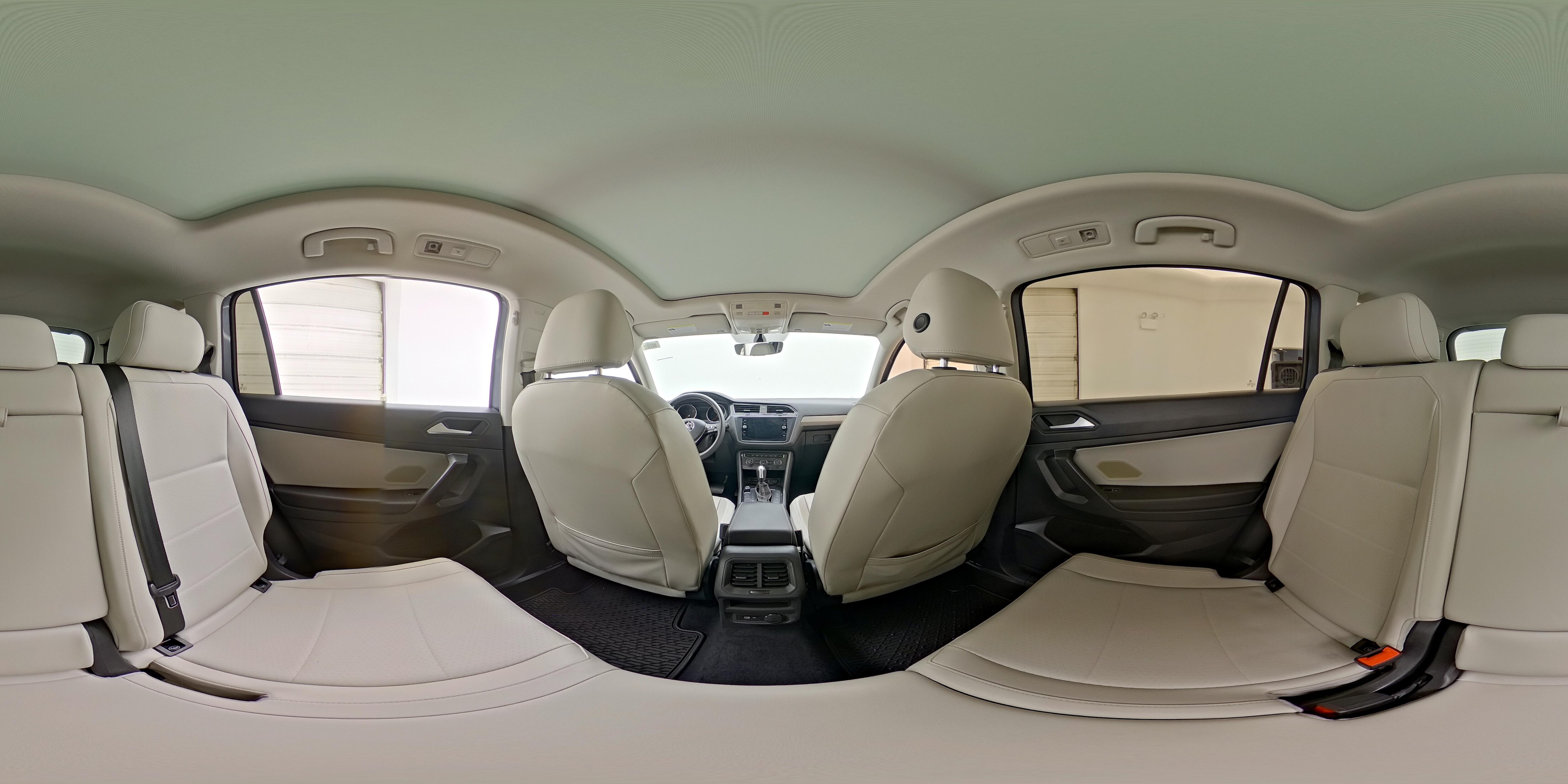 2021 Volkswagen Tiguan SE - Photo 26
