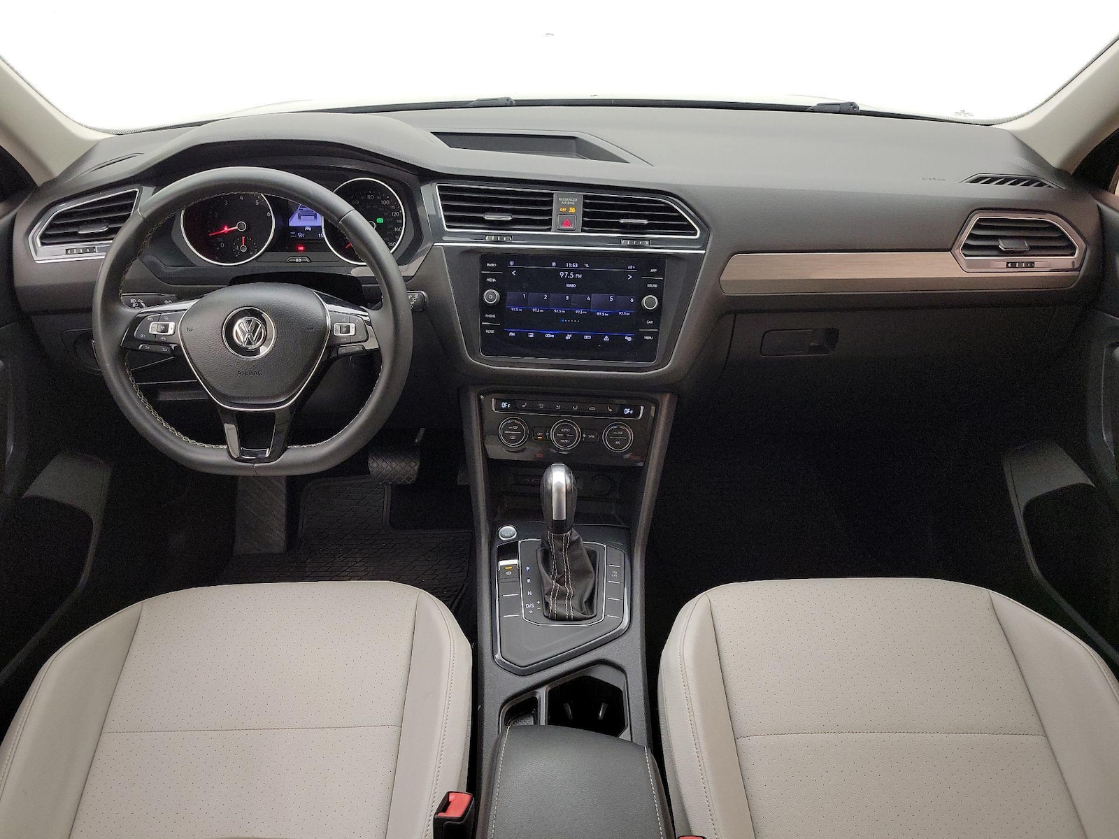 2021 Volkswagen Tiguan SE - Photo 10