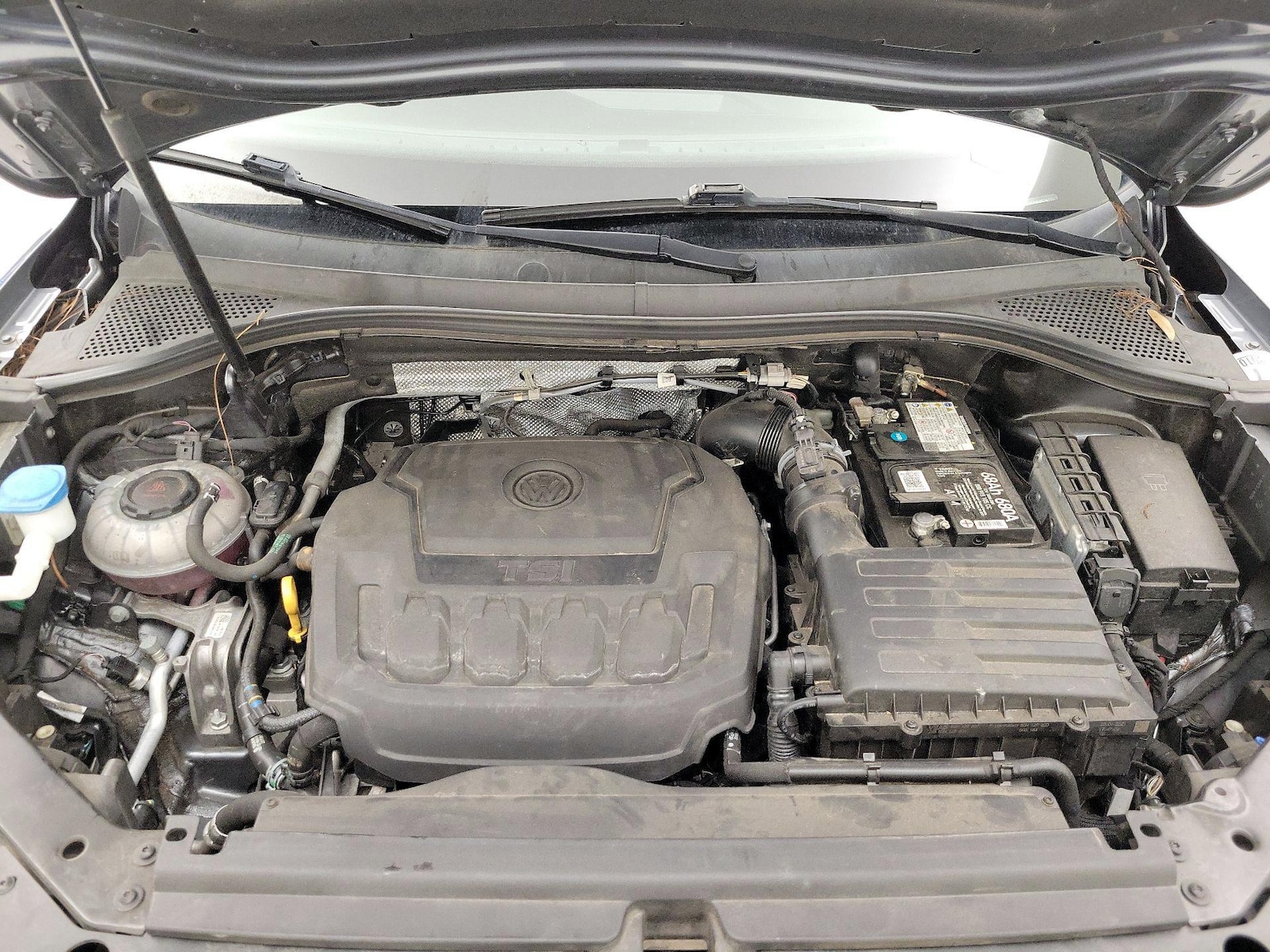 2021 Volkswagen Tiguan SE - Photo 23