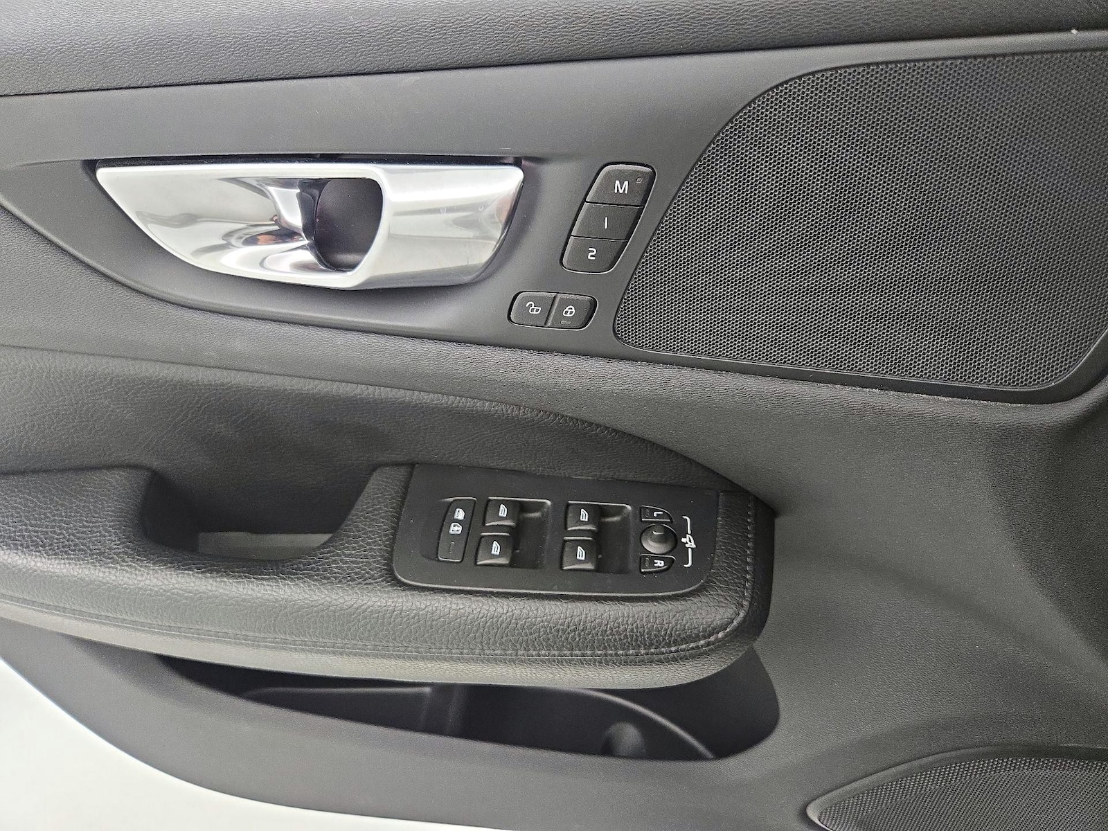 2021 Volvo V60 Cross Country Base - Photo 13