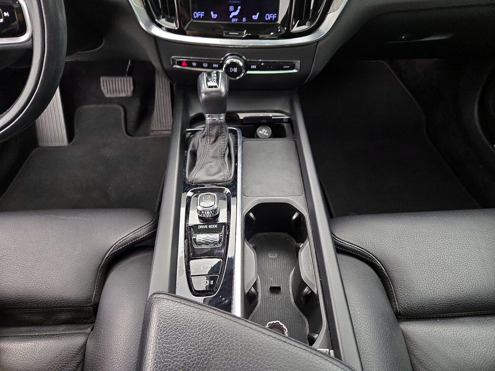 2021 Volvo V60 Cross Country Base - Photo 19
